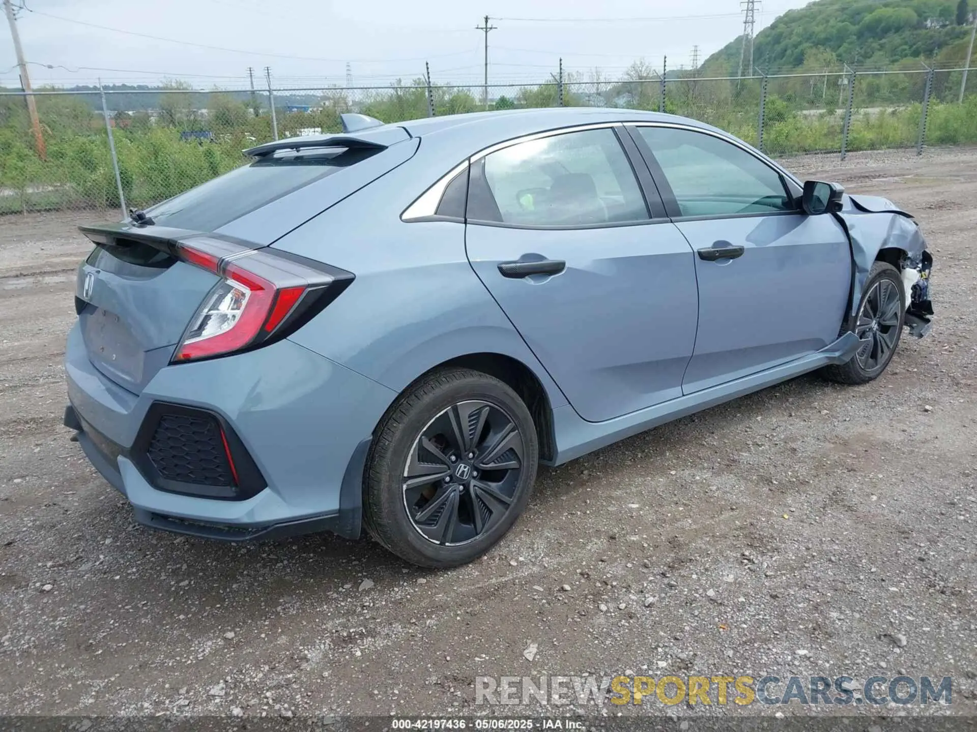 4 Photograph of a damaged car SHHFK7H61KU417104 HONDA CIVIC 2019