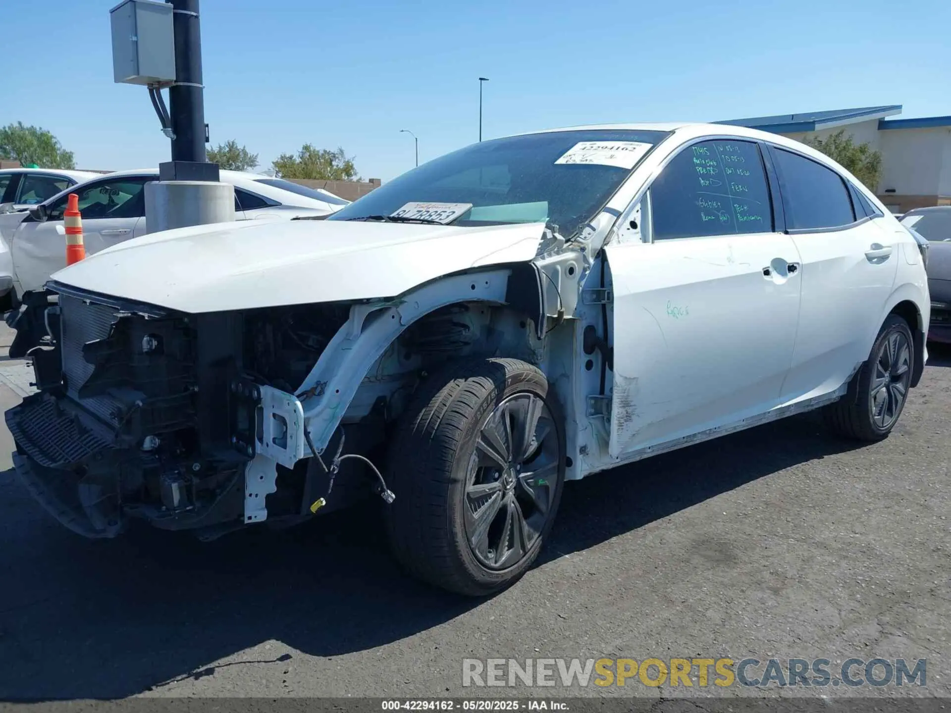 2 Photograph of a damaged car SHHFK7H61KU417152 HONDA CIVIC 2019