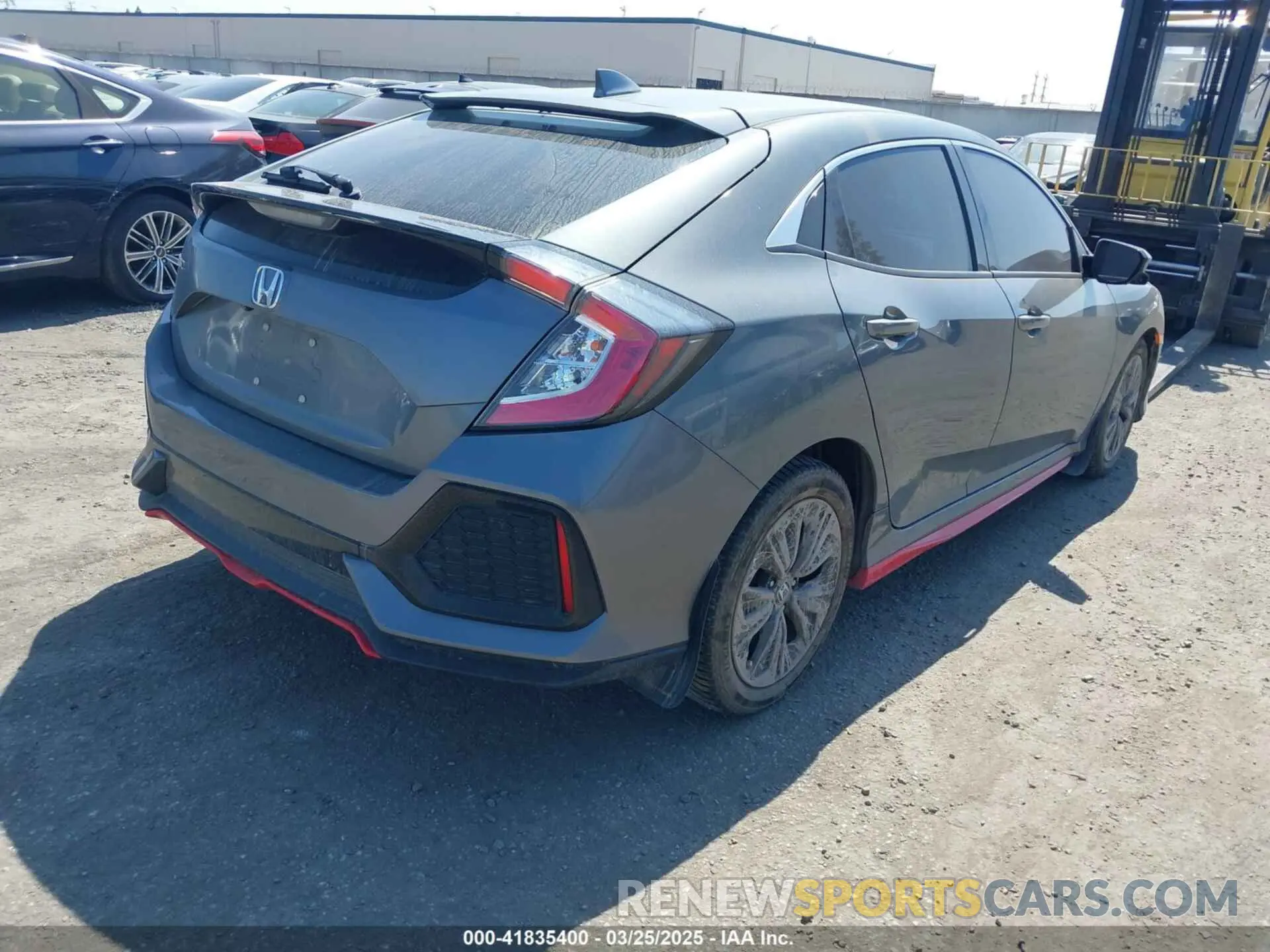 4 Фотография поврежденного автомобиля SHHFK7H62KU418598 HONDA CIVIC 2019