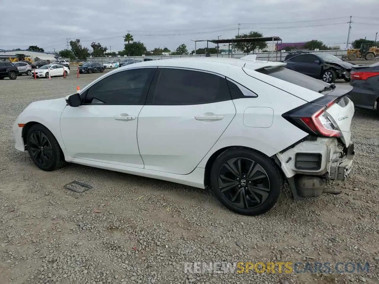 2 Фотография поврежденного автомобиля SHHFK7H64KU403746 HONDA CIVIC 2019