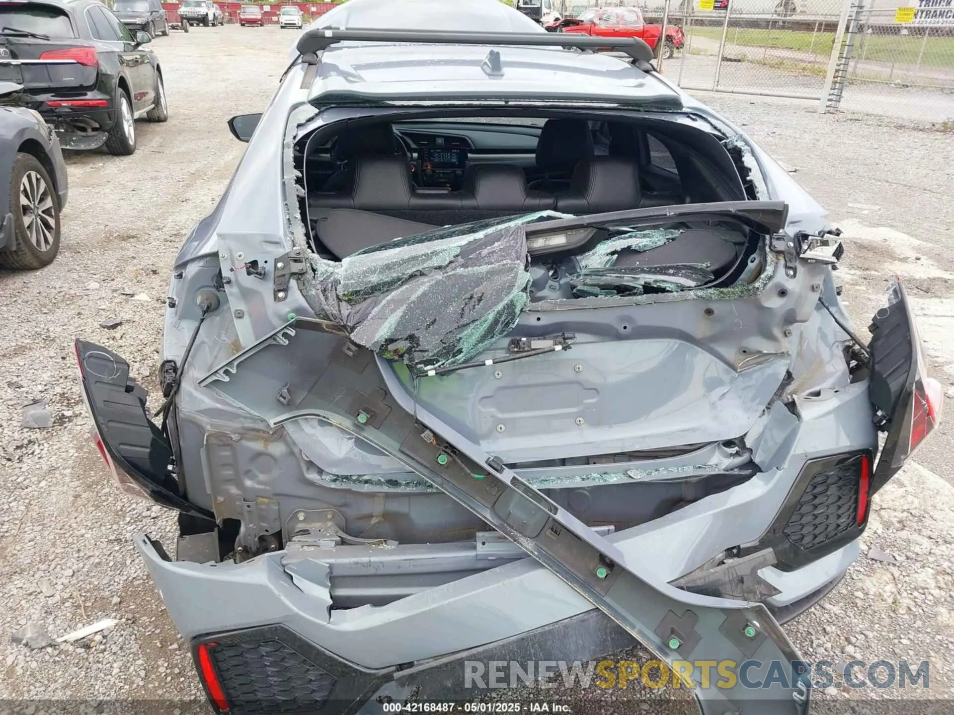 6 Photograph of a damaged car SHHFK7H66KU220056 HONDA CIVIC 2019