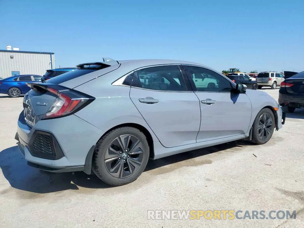3 Фотография поврежденного автомобиля SHHFK7H67KU204612 HONDA CIVIC 2019