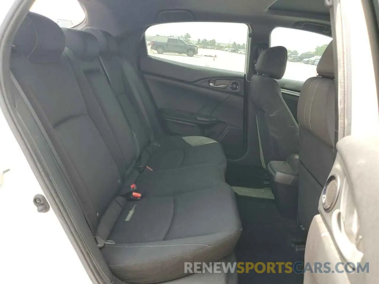 11 Фотография поврежденного автомобиля SHHFK7H67KU225007 HONDA CIVIC 2019