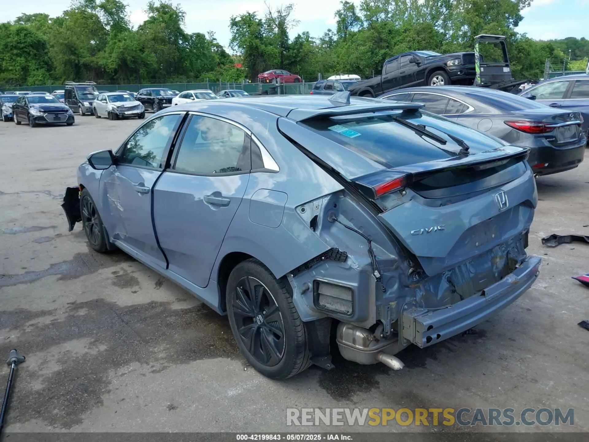 3 Photograph of a damaged car SHHFK7H67KU415034 HONDA CIVIC 2019
