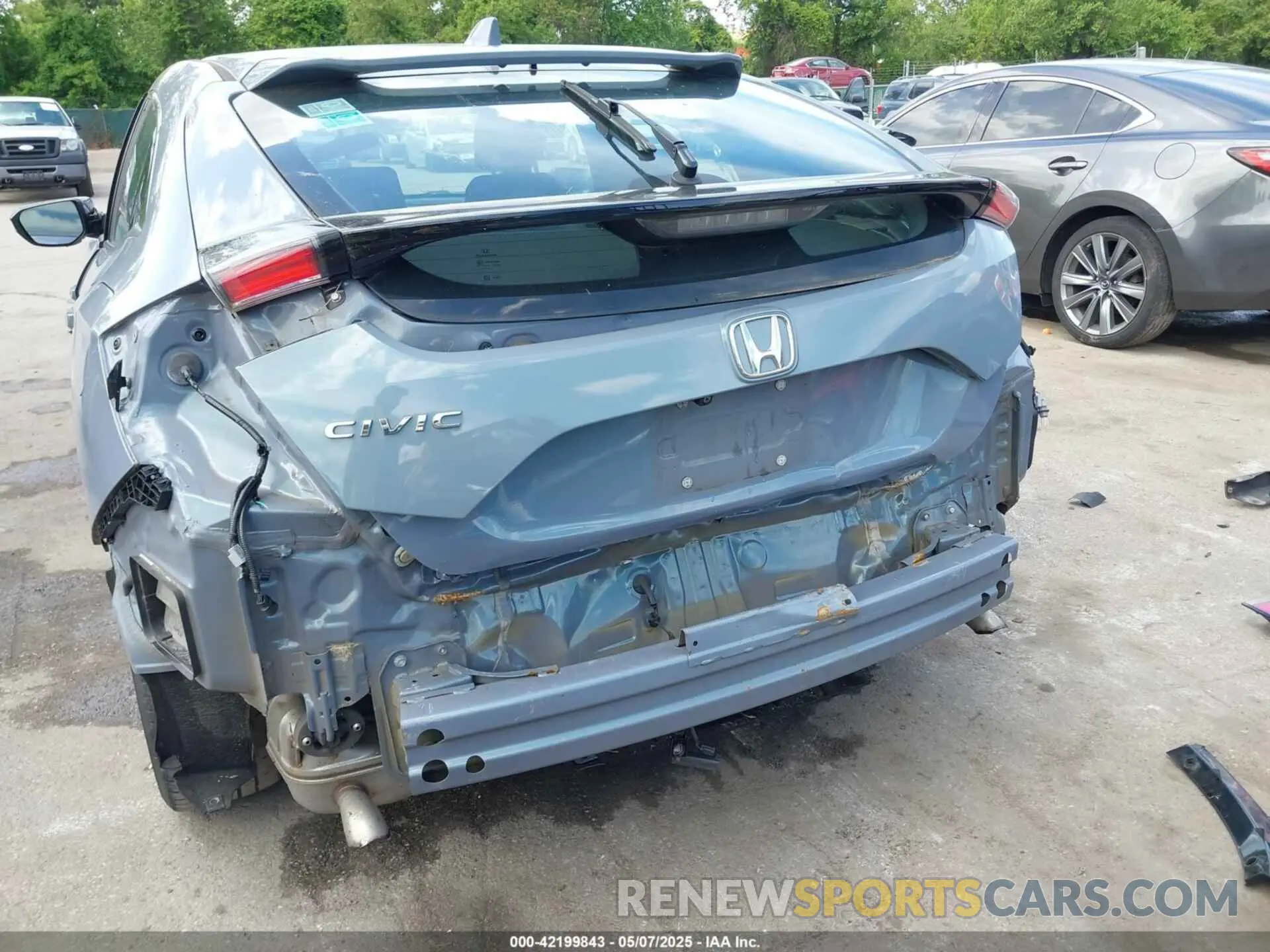 6 Photograph of a damaged car SHHFK7H67KU415034 HONDA CIVIC 2019