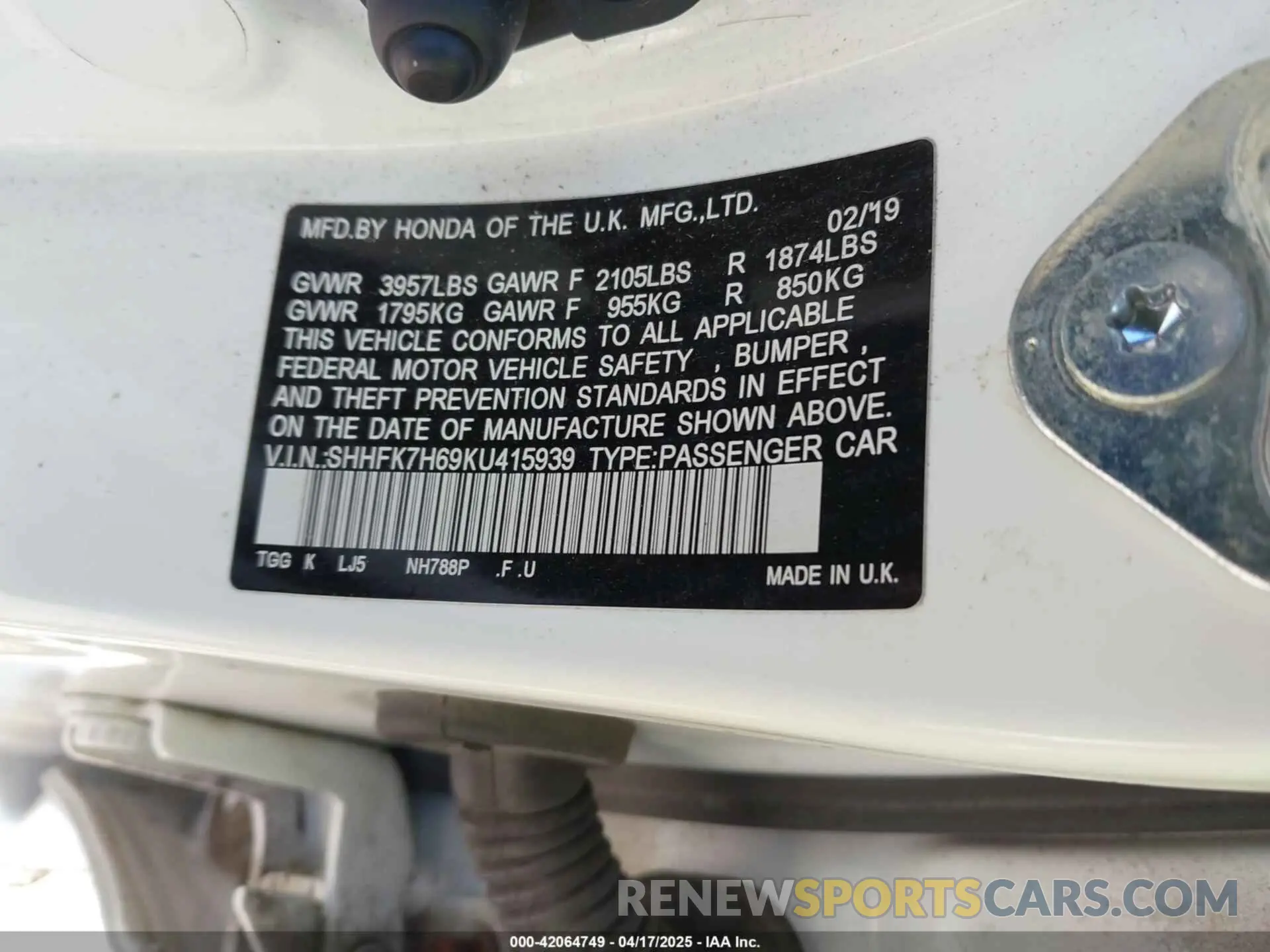 9 Photograph of a damaged car SHHFK7H69KU415939 HONDA CIVIC 2019