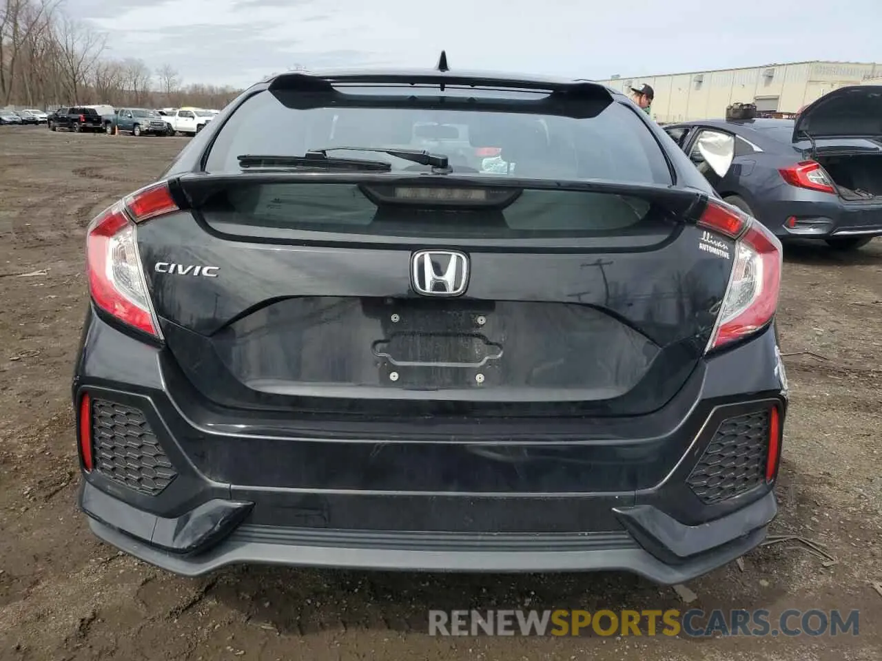 6 Фотография поврежденного автомобиля SHHFK7H6XKU419076 HONDA CIVIC 2019
