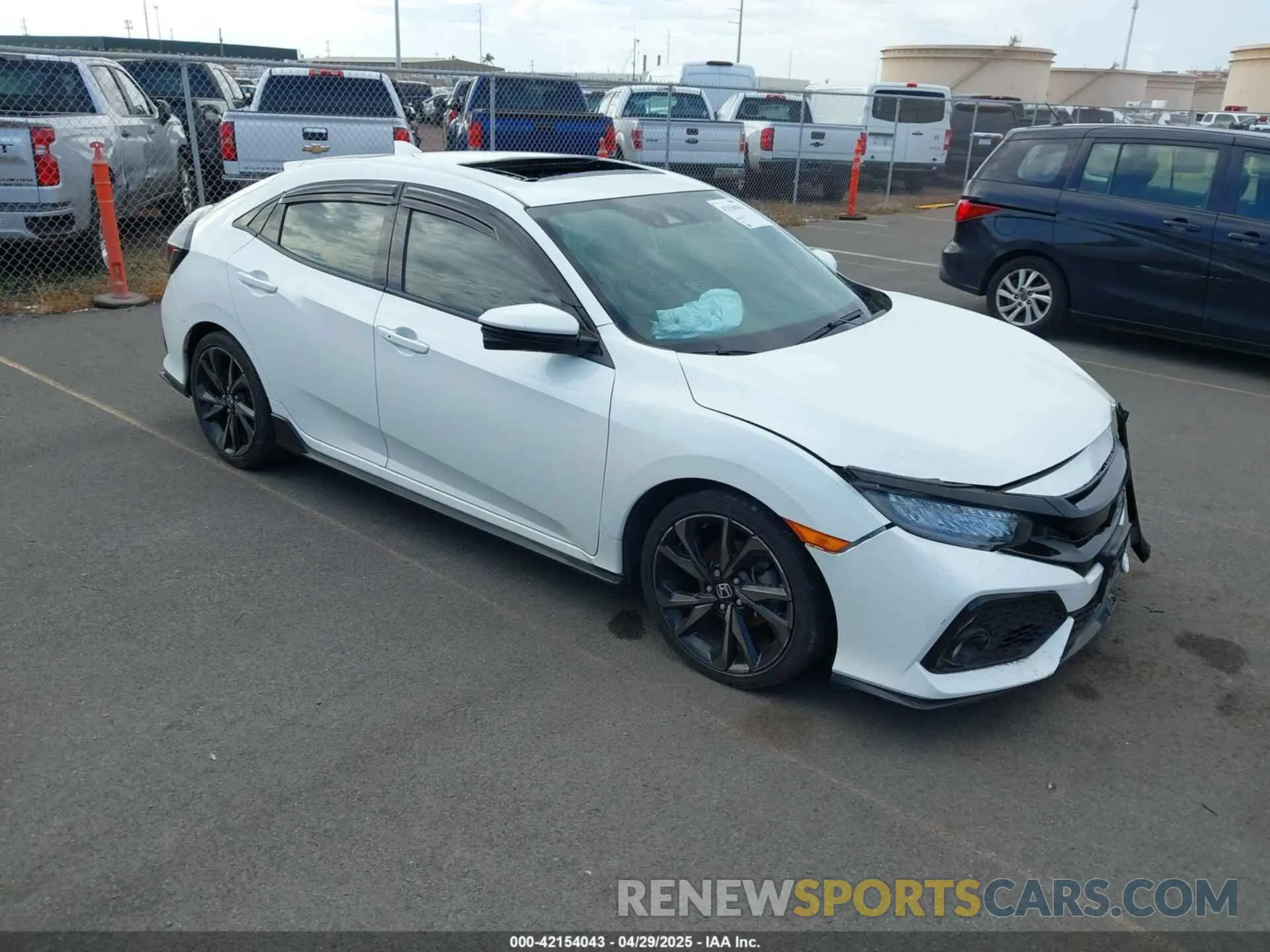 1 Фотография поврежденного автомобиля SHHFK7H94KU415678 HONDA CIVIC 2019