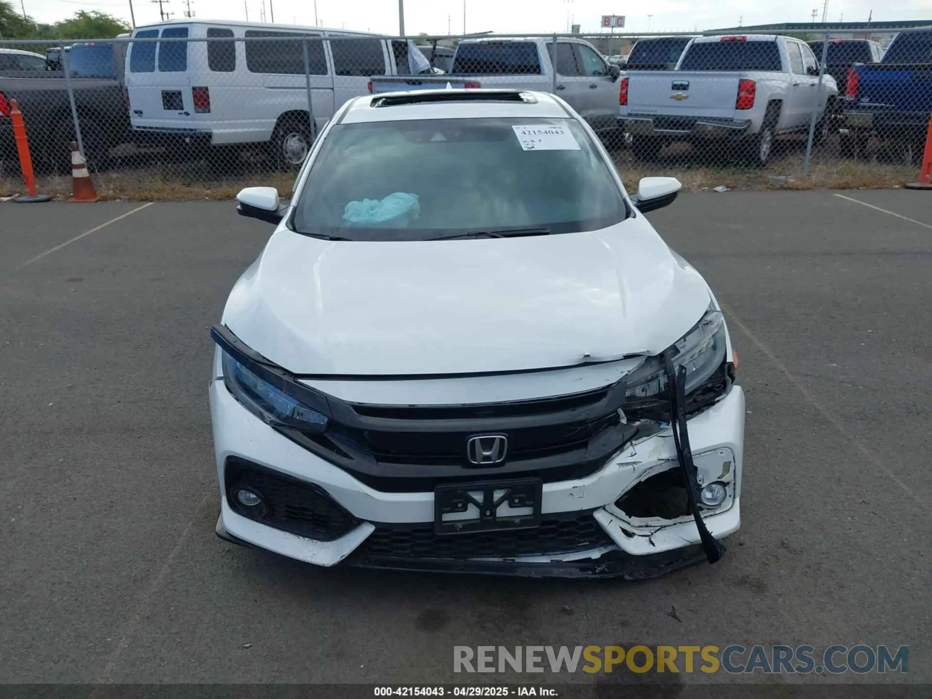 11 Фотография поврежденного автомобиля SHHFK7H94KU415678 HONDA CIVIC 2019