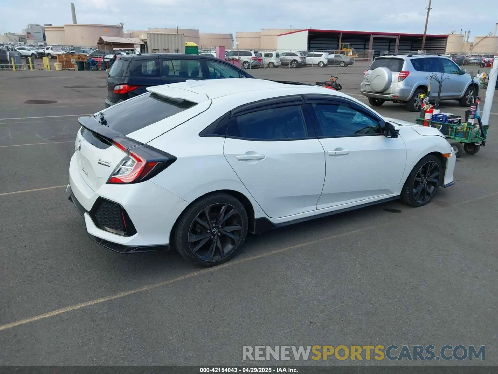 4 Фотография поврежденного автомобиля SHHFK7H94KU415678 HONDA CIVIC 2019