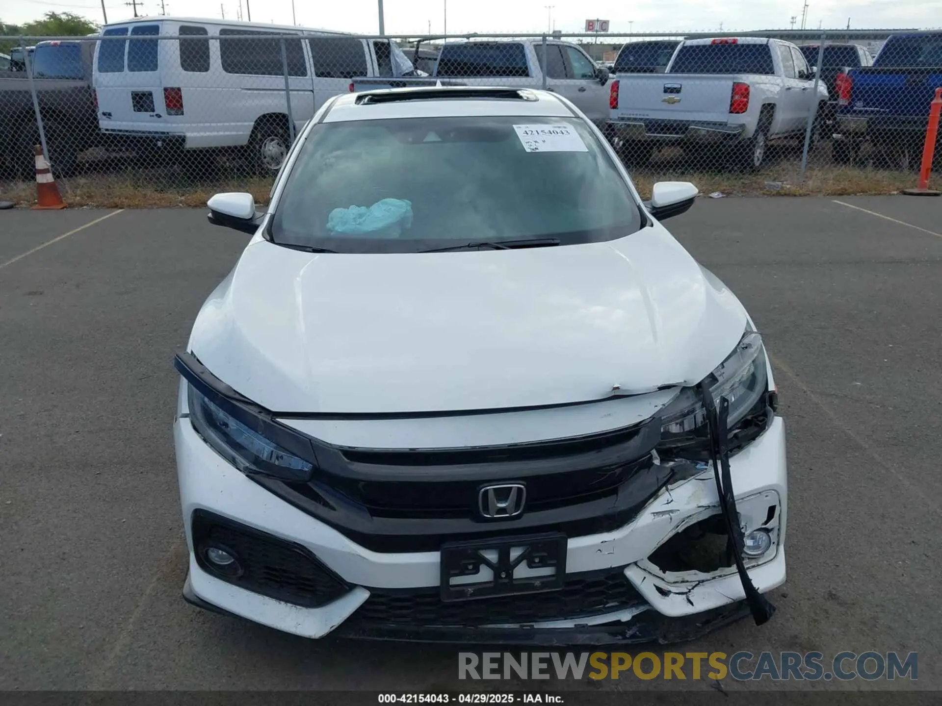 6 Фотография поврежденного автомобиля SHHFK7H94KU415678 HONDA CIVIC 2019