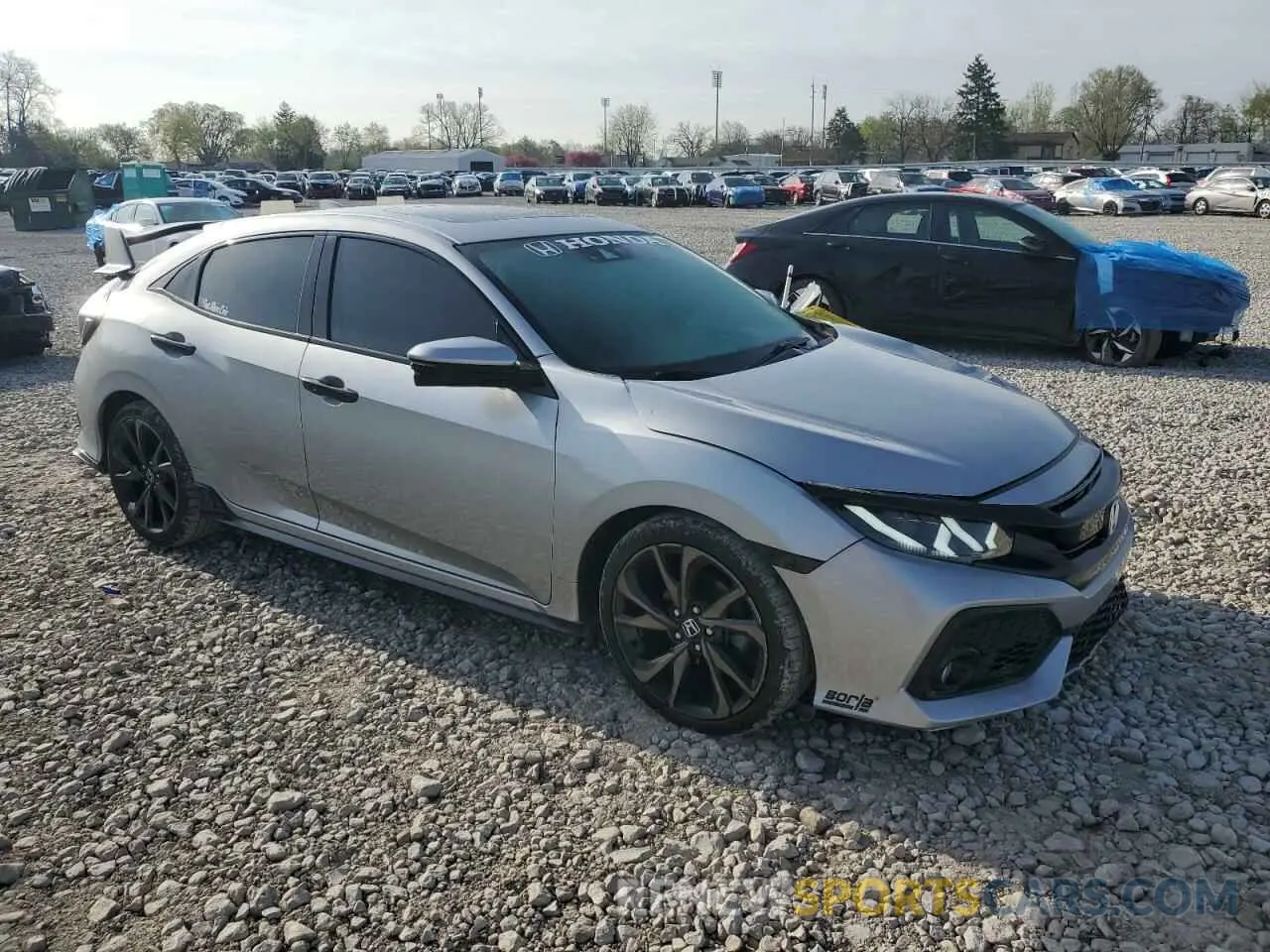 4 Фотография поврежденного автомобиля SHHFK7H96KU223923 HONDA CIVIC 2019