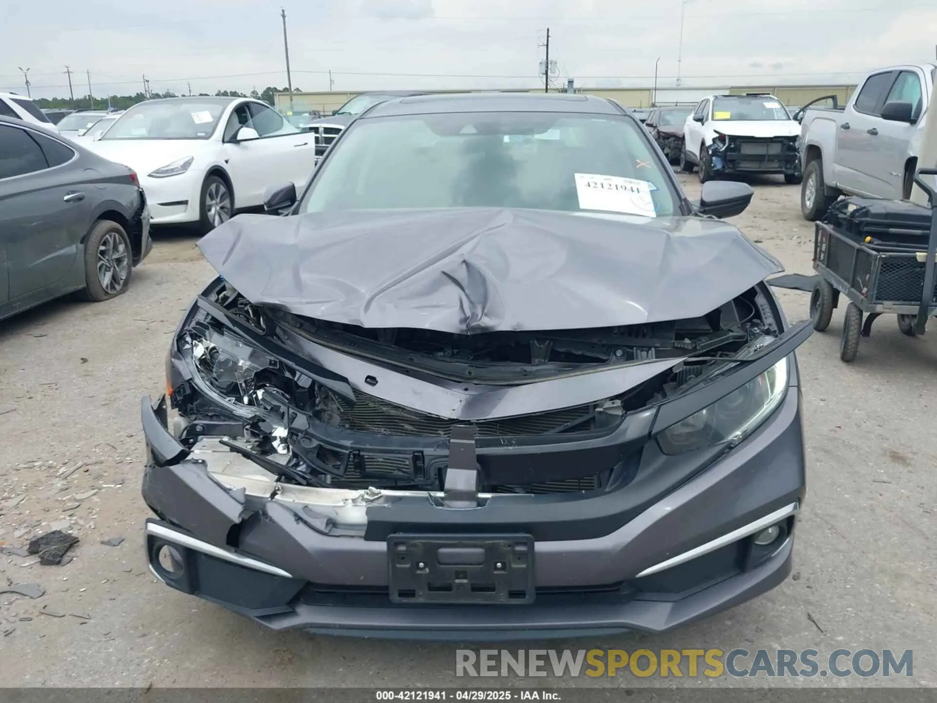 12 Photograph of a damaged car 19XFC1F30LE010631 HONDA CIVIC 2020