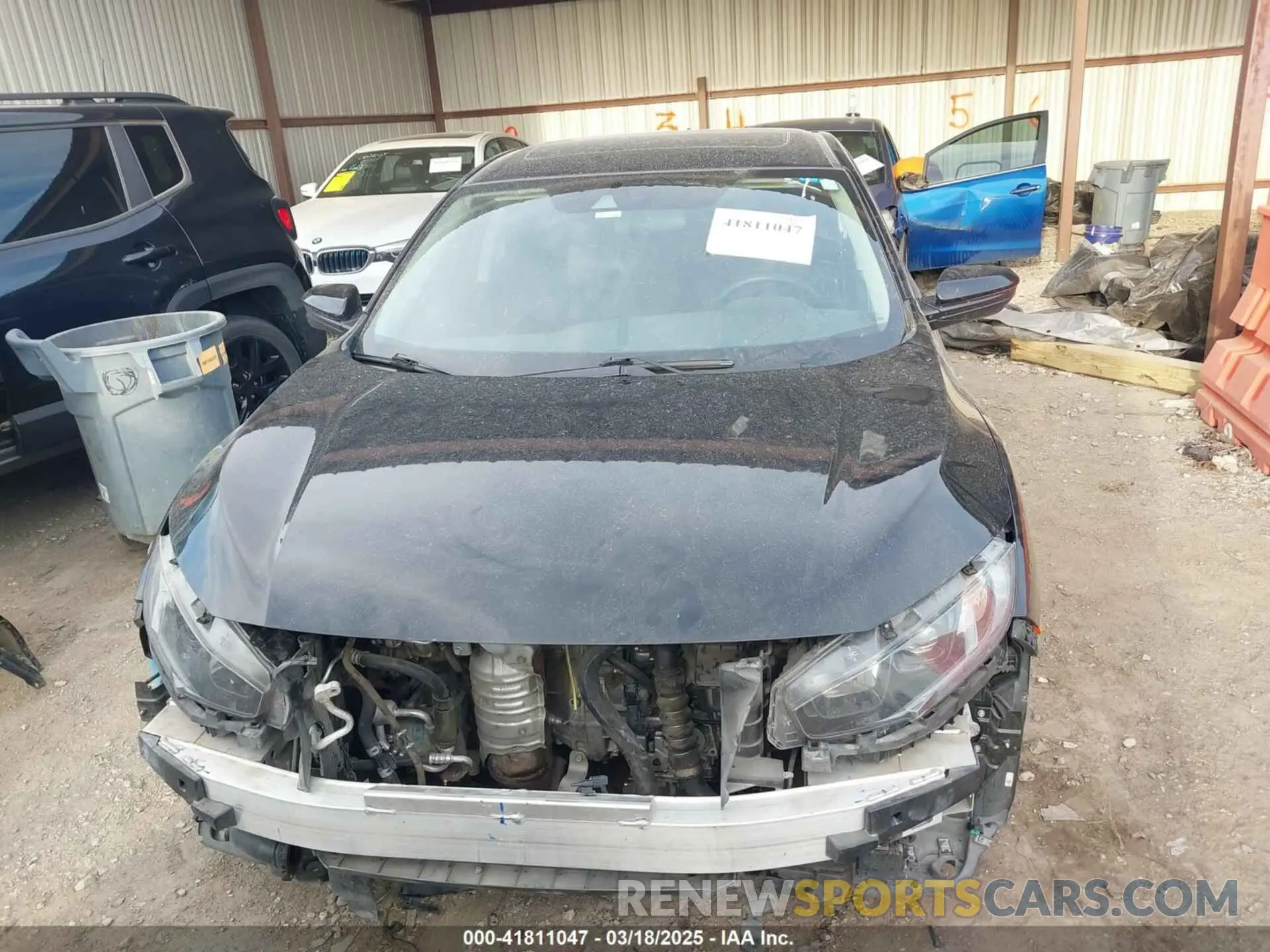 13 Фотография поврежденного автомобиля 19XFC1F30LE016736 HONDA CIVIC 2020