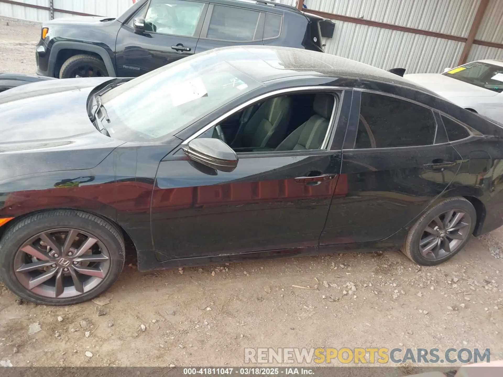 15 Фотография поврежденного автомобиля 19XFC1F30LE016736 HONDA CIVIC 2020