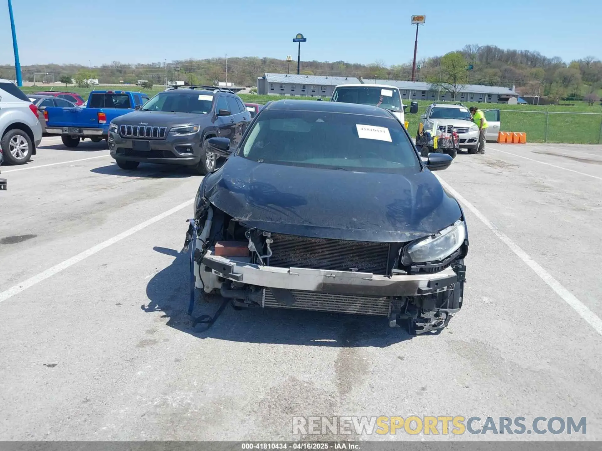 12 Photograph of a damaged car 19XFC1F31LE002084 HONDA CIVIC 2020