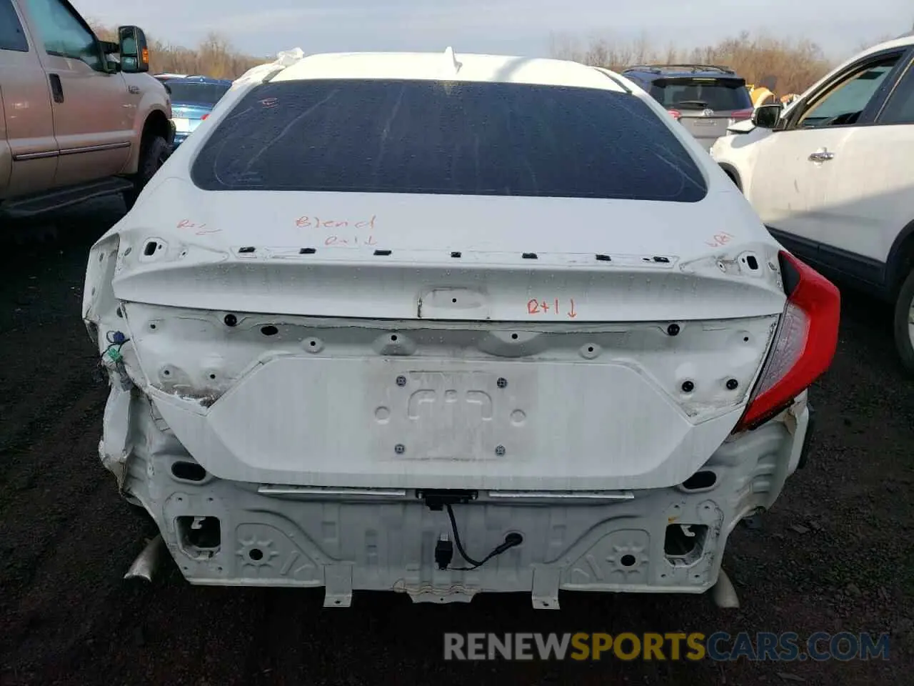 6 Photograph of a damaged car 19XFC1F31LE217464 HONDA CIVIC 2020