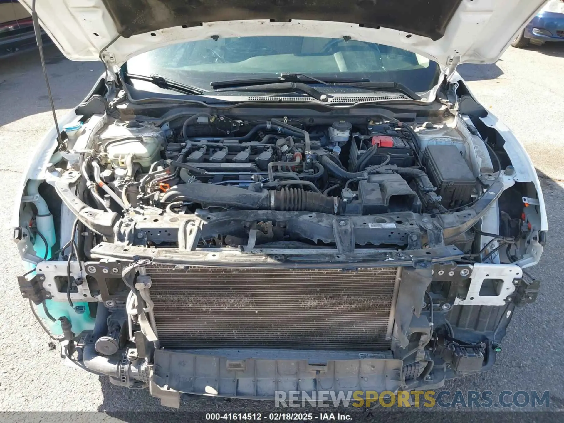 10 Фотография поврежденного автомобиля 19XFC1F32LE013823 HONDA CIVIC 2020