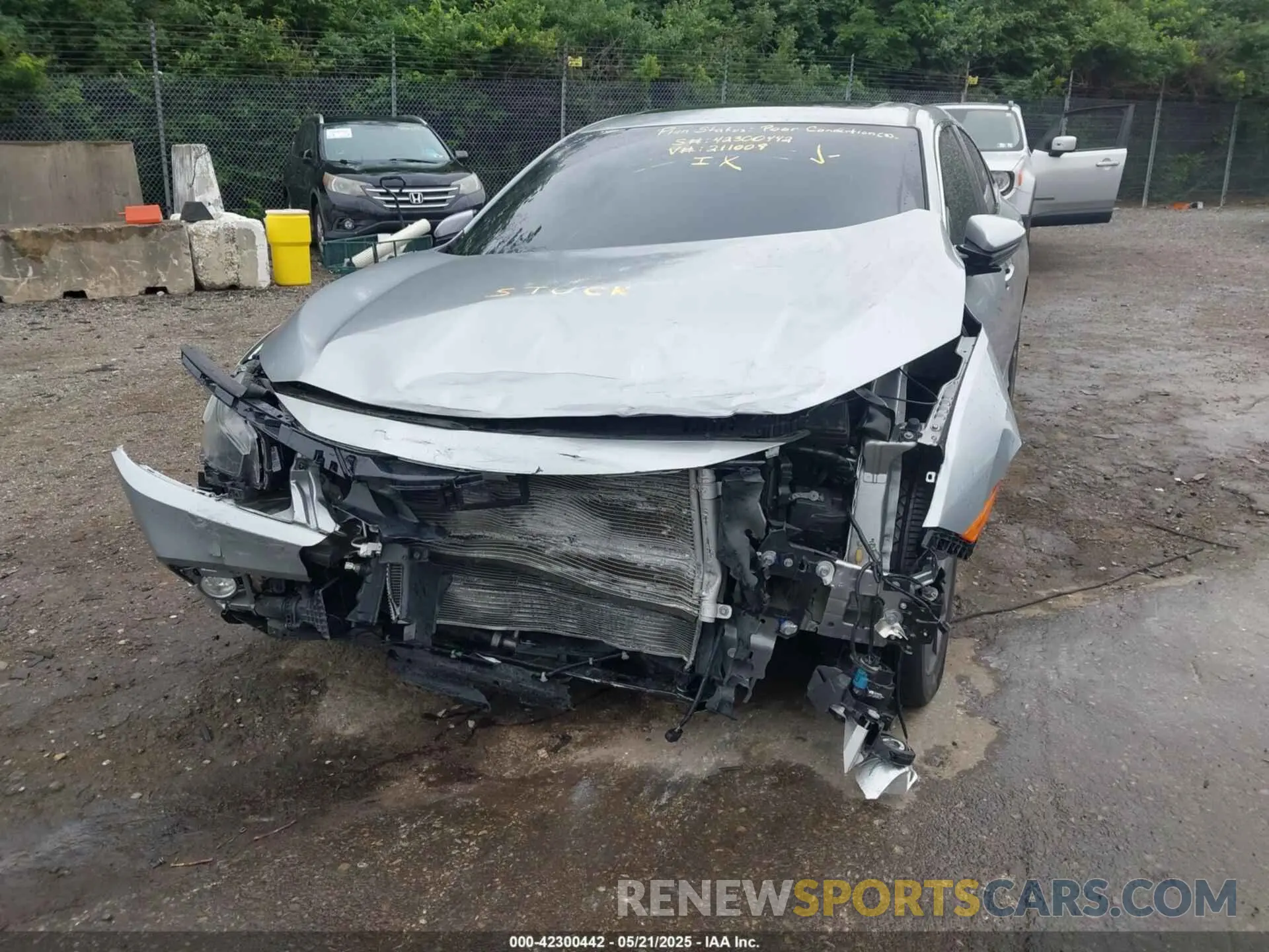 6 Photograph of a damaged car 19XFC1F32LE211009 HONDA CIVIC 2020