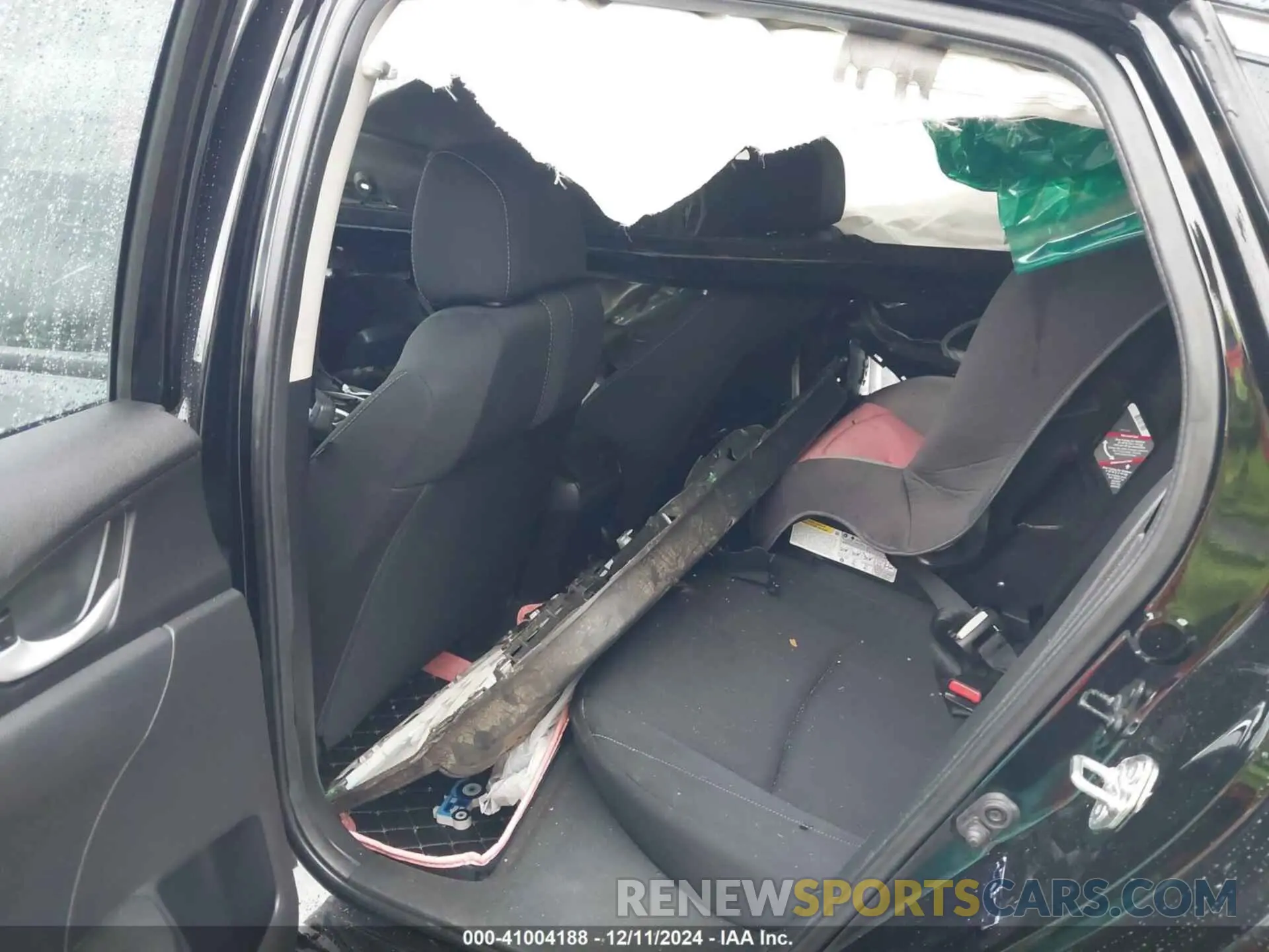 8 Photograph of a damaged car 19XFC1F33LE003009 HONDA CIVIC 2020