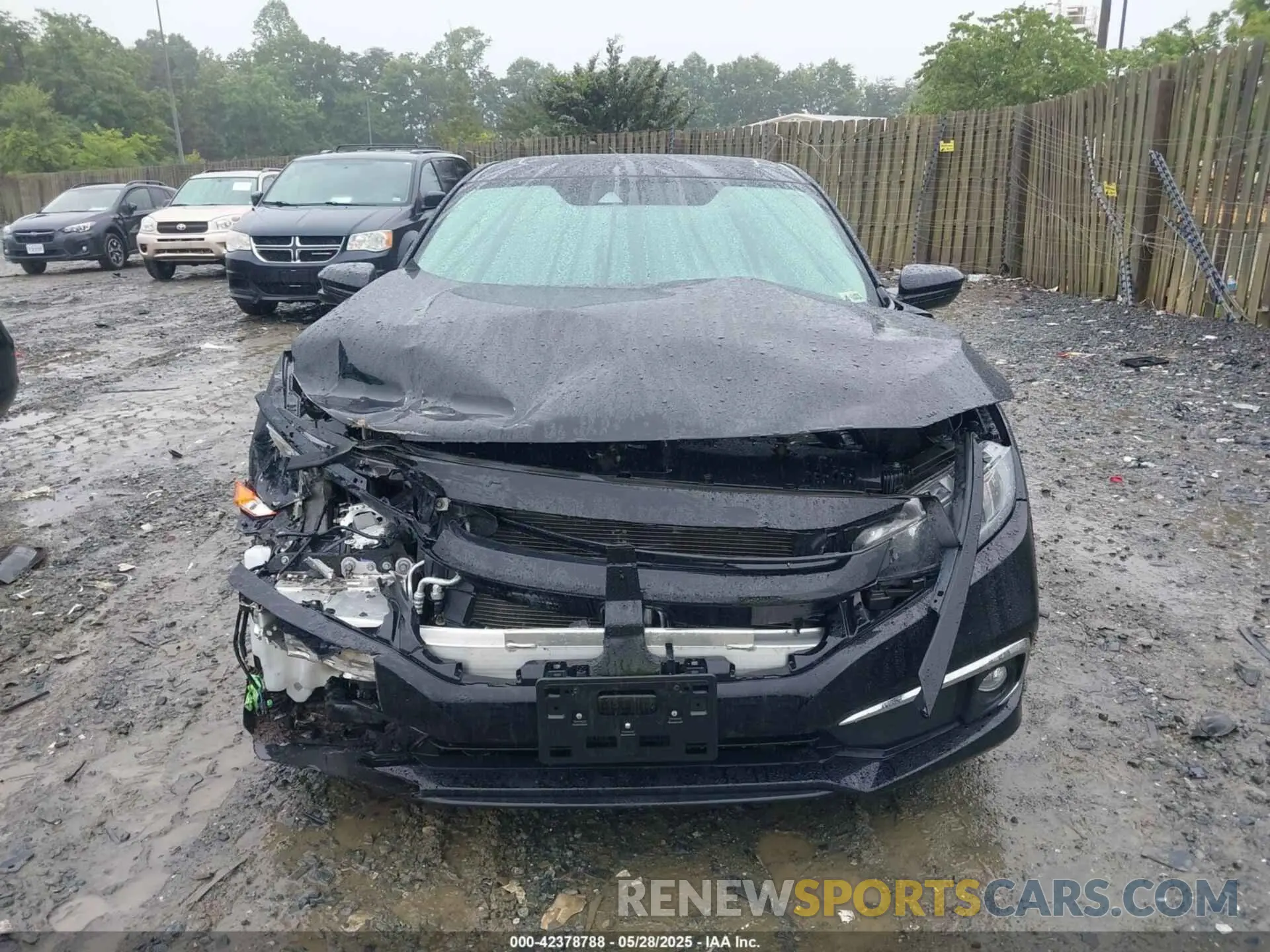 12 Photograph of a damaged car 19XFC1F33LE013524 HONDA CIVIC 2020