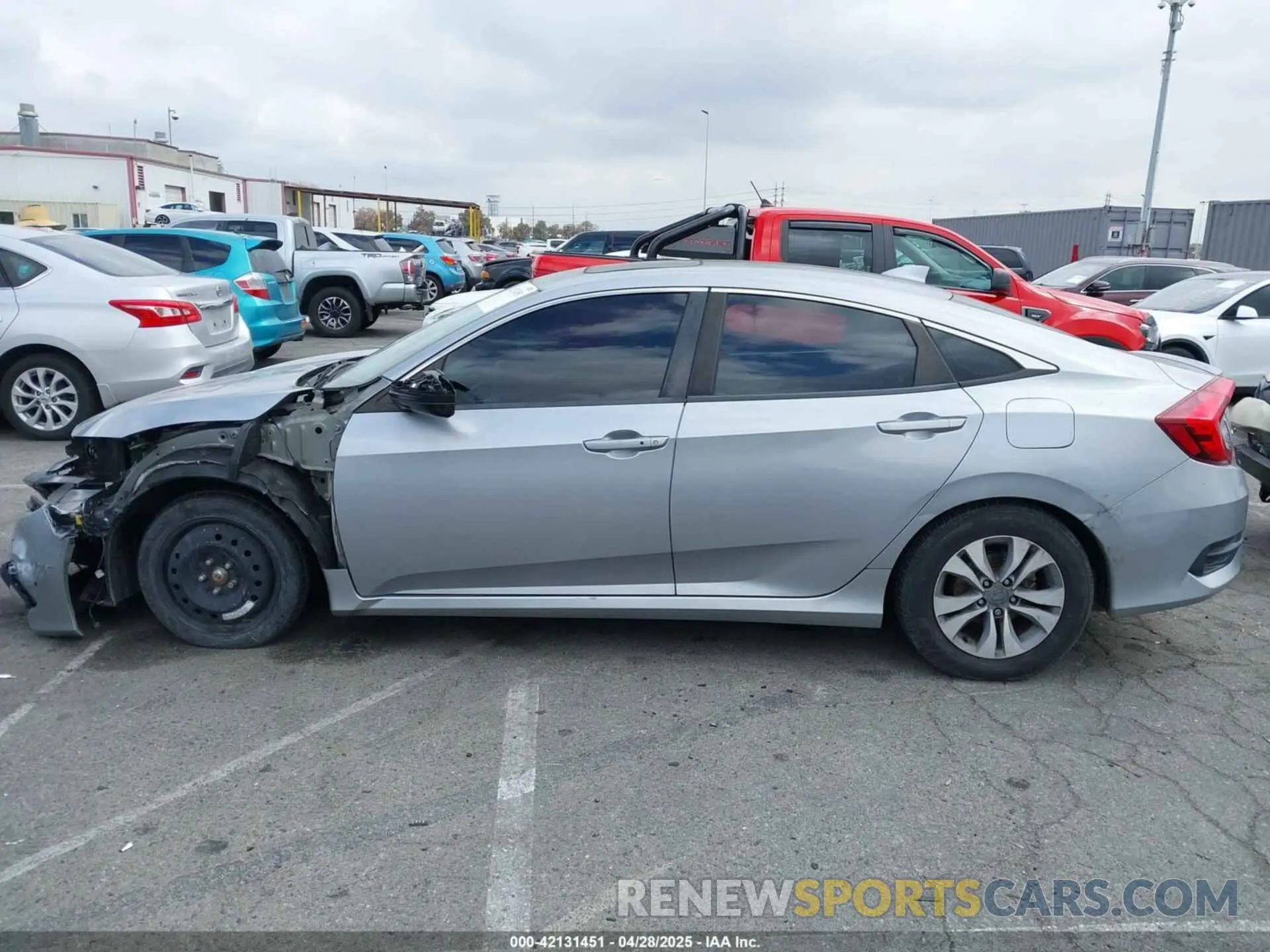 14 Фотография поврежденного автомобиля 19XFC1F33LE211150 HONDA CIVIC 2020