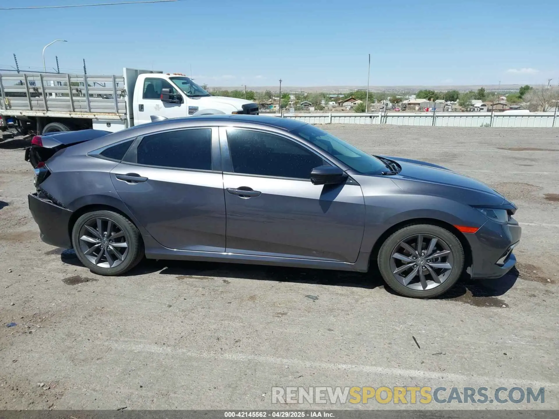 14 Photograph of a damaged car 19XFC1F34LE002404 HONDA CIVIC 2020