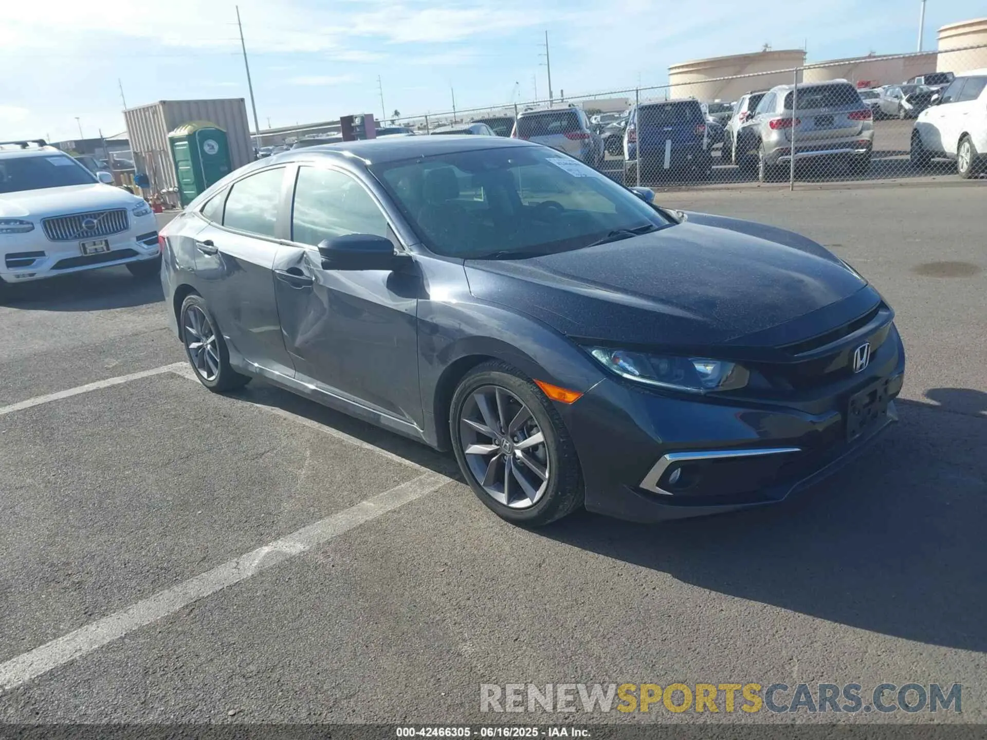 1 Photograph of a damaged car 19XFC1F34LE008249 HONDA CIVIC 2020