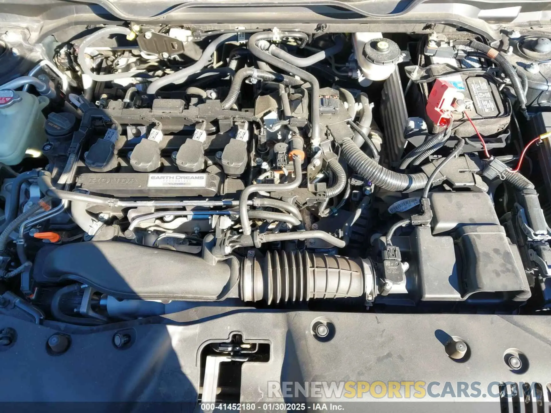 10 Фотография поврежденного автомобиля 19XFC1F34LE013452 HONDA CIVIC 2020