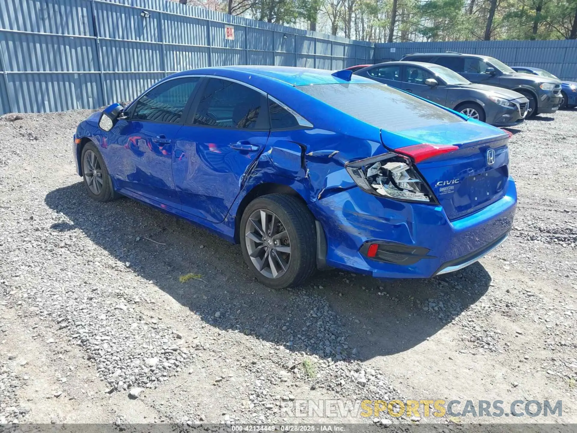 3 Photograph of a damaged car 19XFC1F34LE205535 HONDA CIVIC 2020