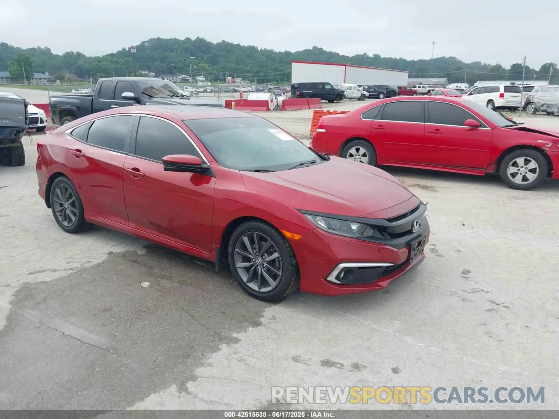 1 Photograph of a damaged car 19XFC1F35LE020636 HONDA CIVIC 2020
