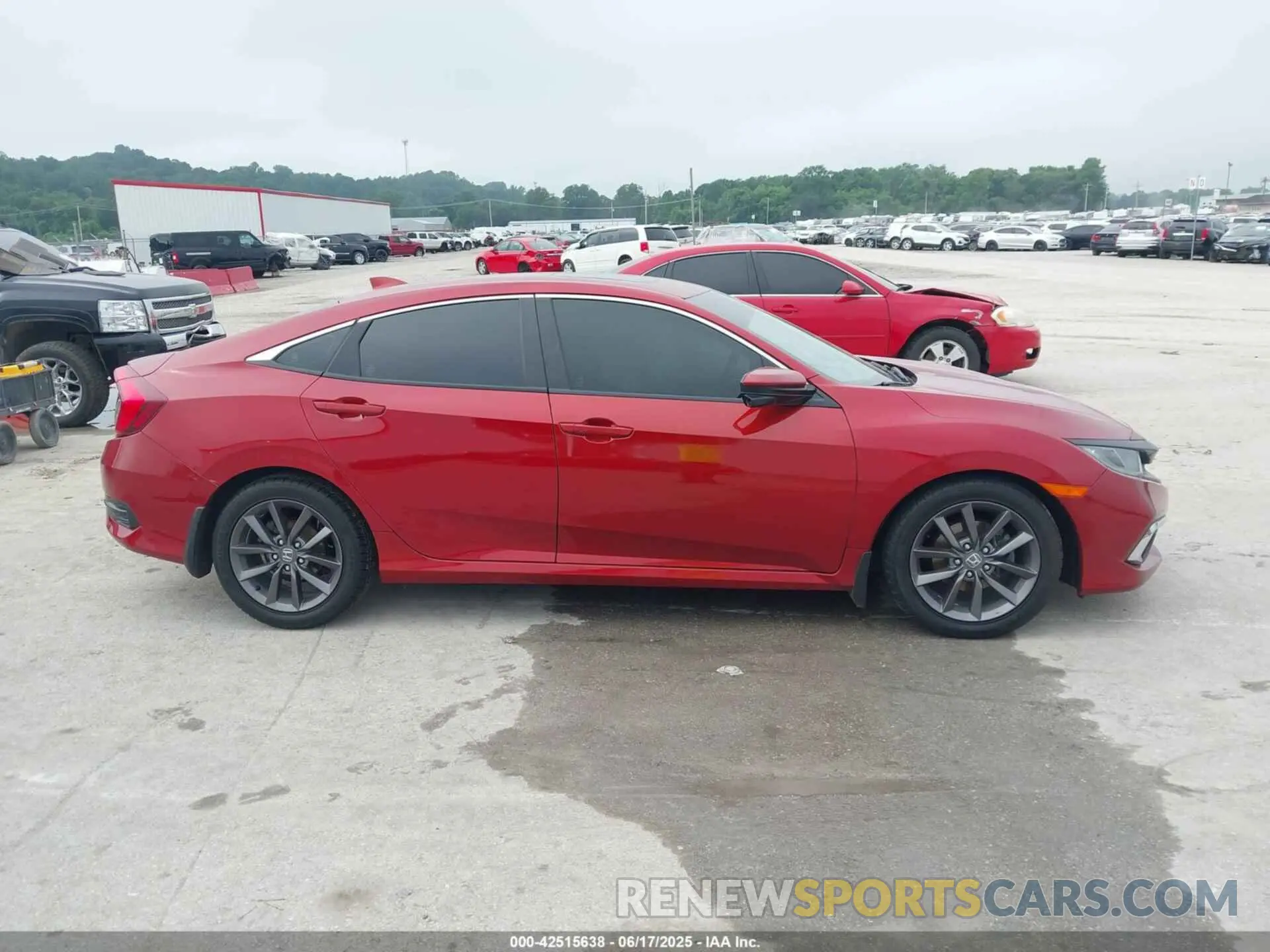 13 Photograph of a damaged car 19XFC1F35LE020636 HONDA CIVIC 2020