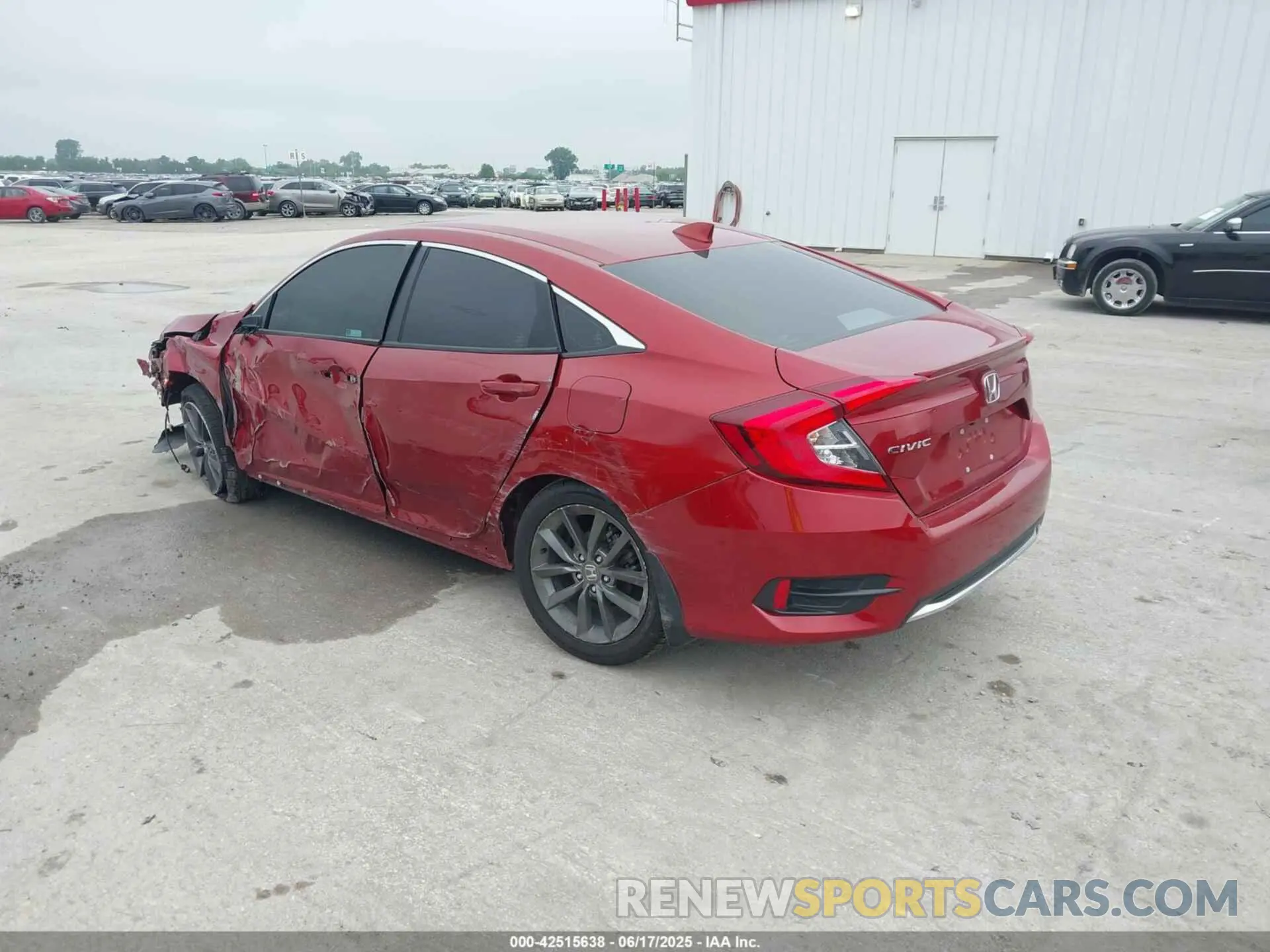 3 Photograph of a damaged car 19XFC1F35LE020636 HONDA CIVIC 2020