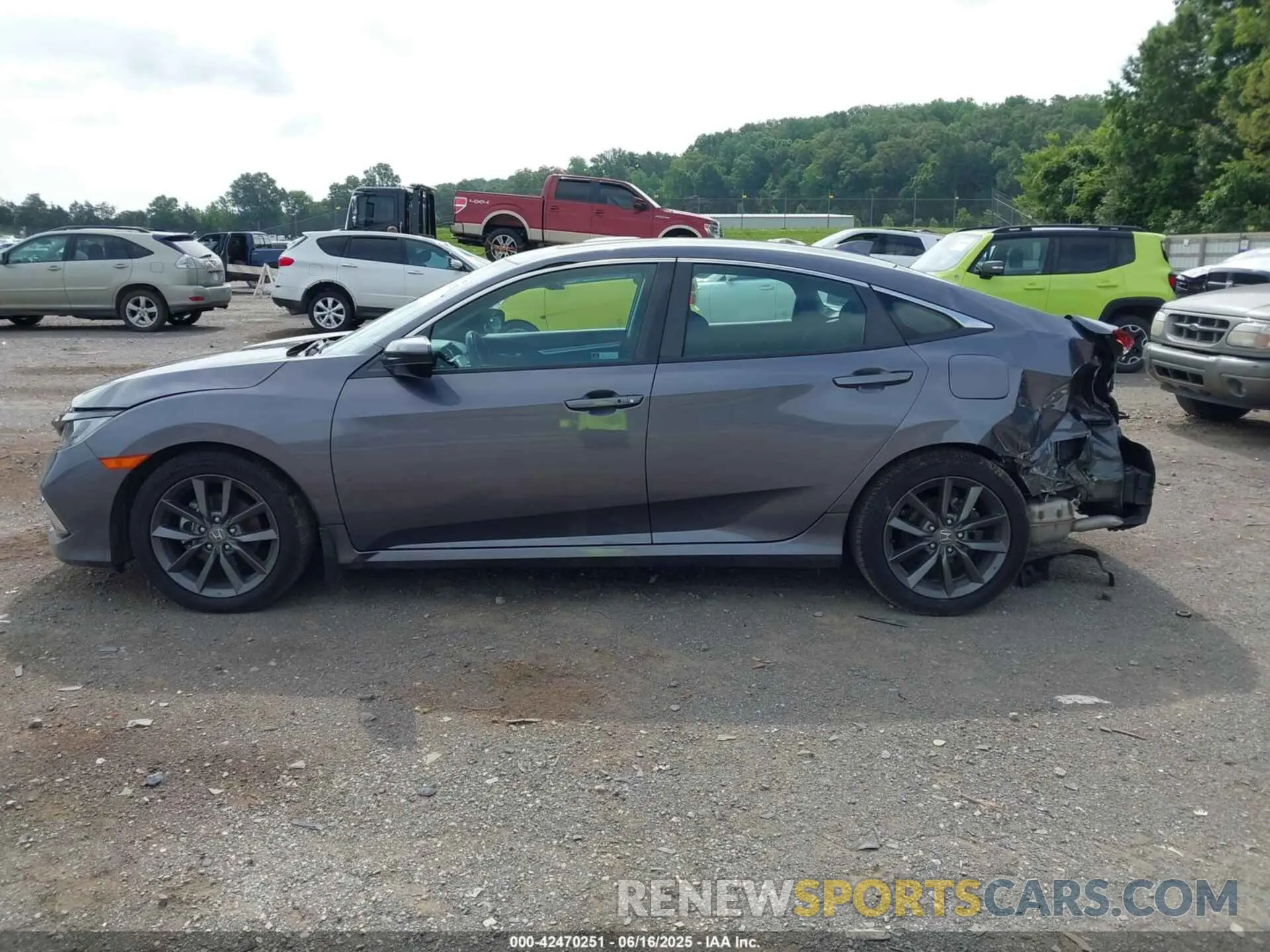 14 Photograph of a damaged car 19XFC1F36LE021648 HONDA CIVIC 2020