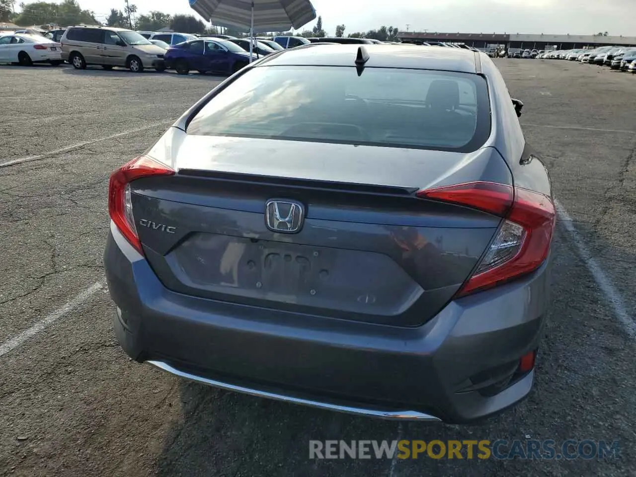 6 Фотография поврежденного автомобиля 19XFC1F36LE201034 HONDA CIVIC 2020