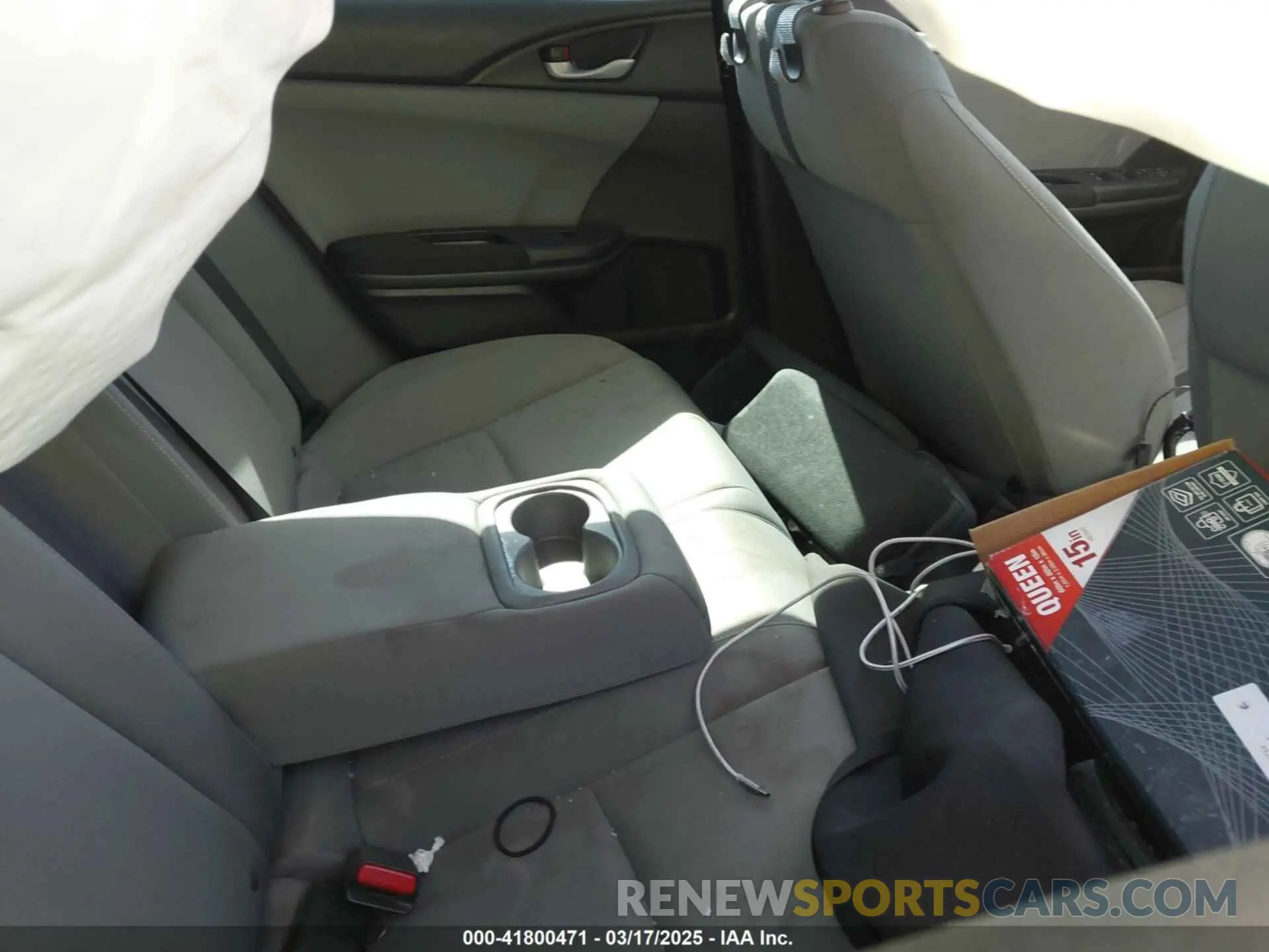 8 Photograph of a damaged car 19XFC1F37LE015499 HONDA CIVIC 2020