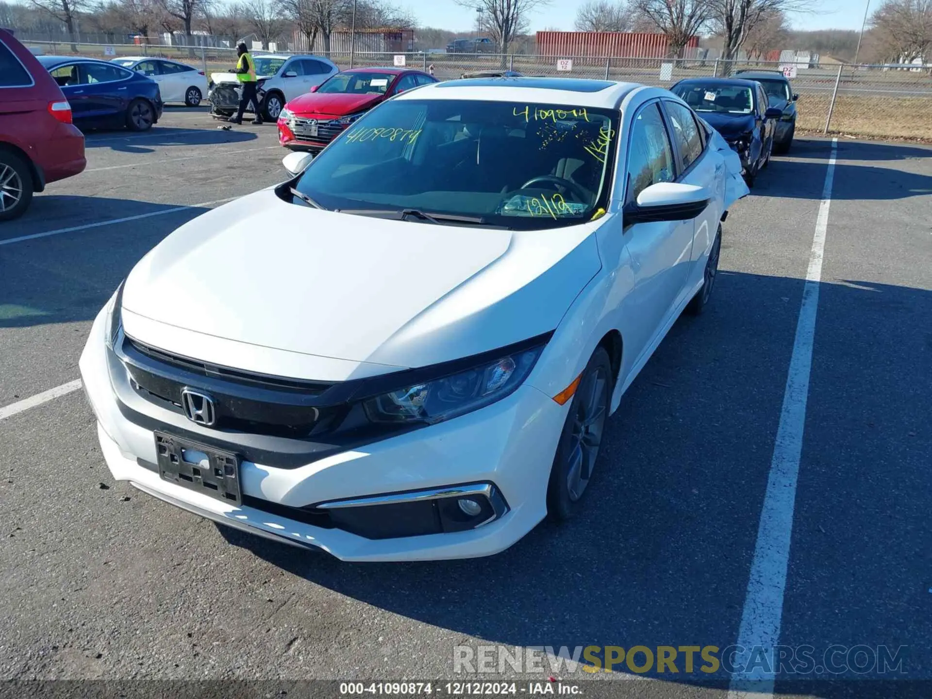 2 Photograph of a damaged car 19XFC1F37LE209269 HONDA CIVIC 2020