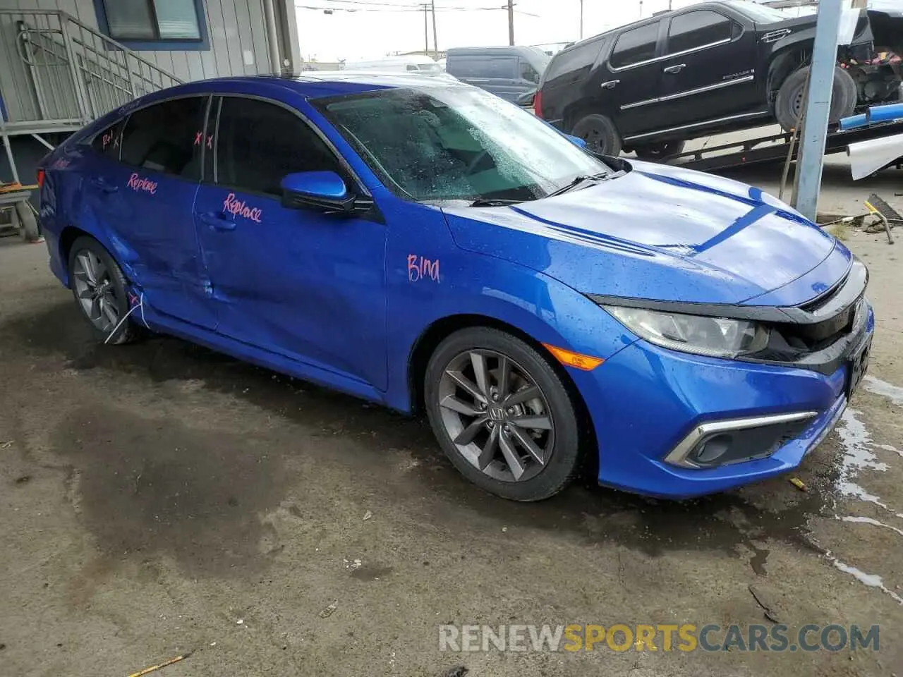 4 Photograph of a damaged car 19XFC1F37LE215511 HONDA CIVIC 2020
