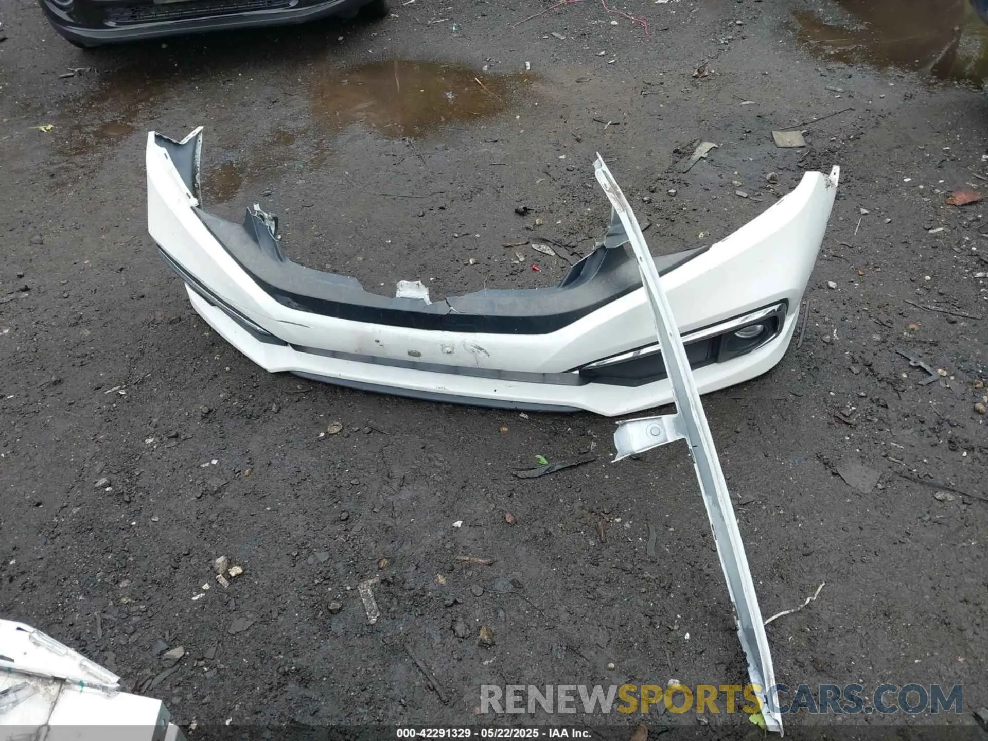 12 Фотография поврежденного автомобиля 19XFC1F37LE218148 HONDA CIVIC 2020