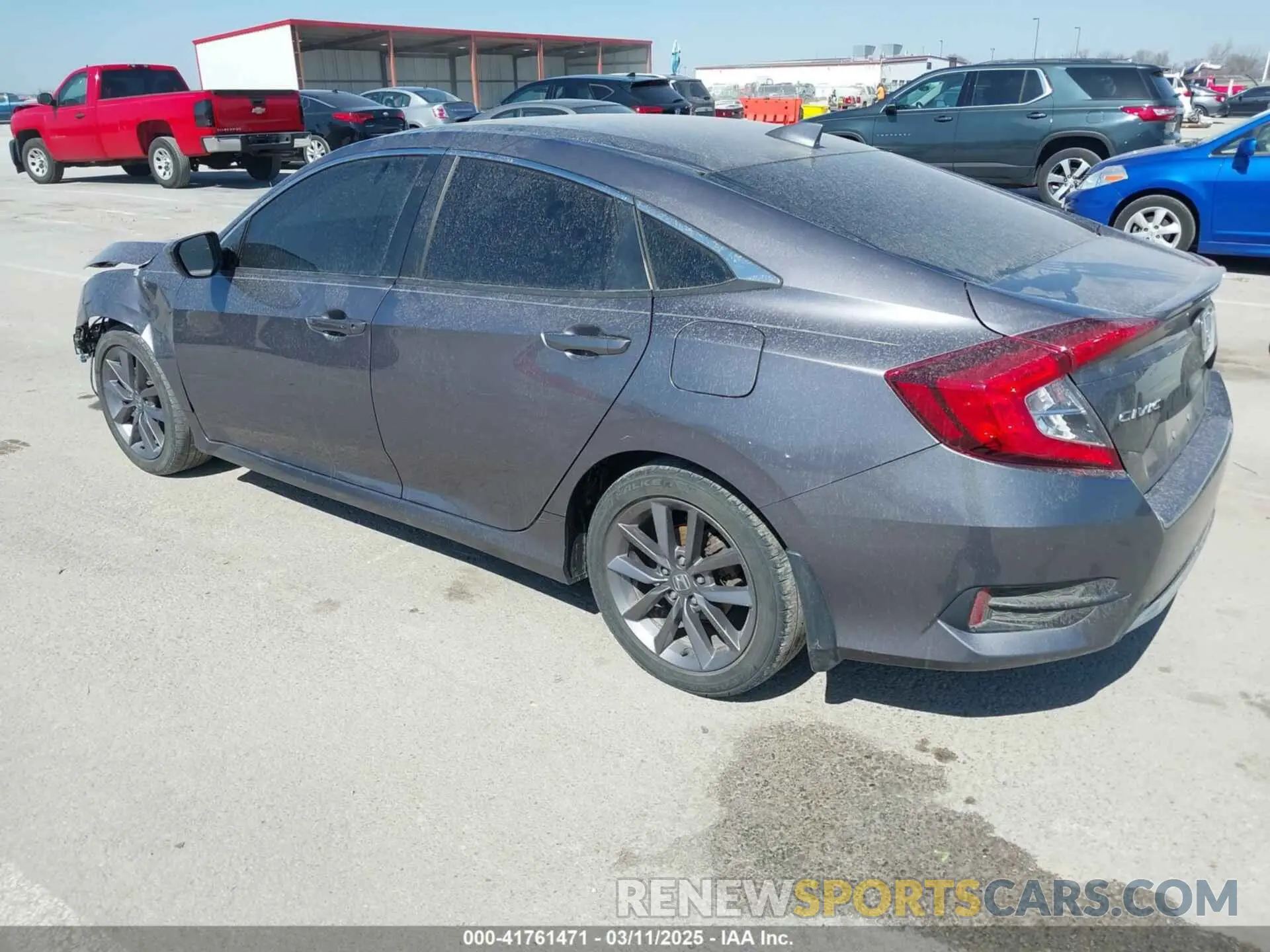 3 Фотография поврежденного автомобиля 19XFC1F38LE008822 HONDA CIVIC 2020