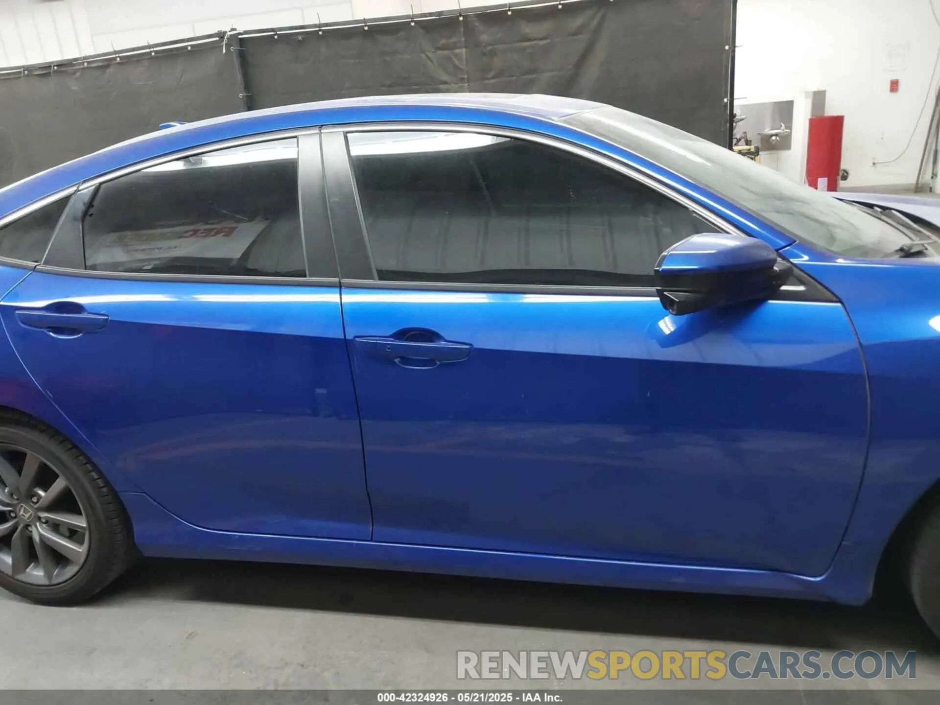 14 Фотография поврежденного автомобиля 19XFC1F38LE201150 HONDA CIVIC 2020