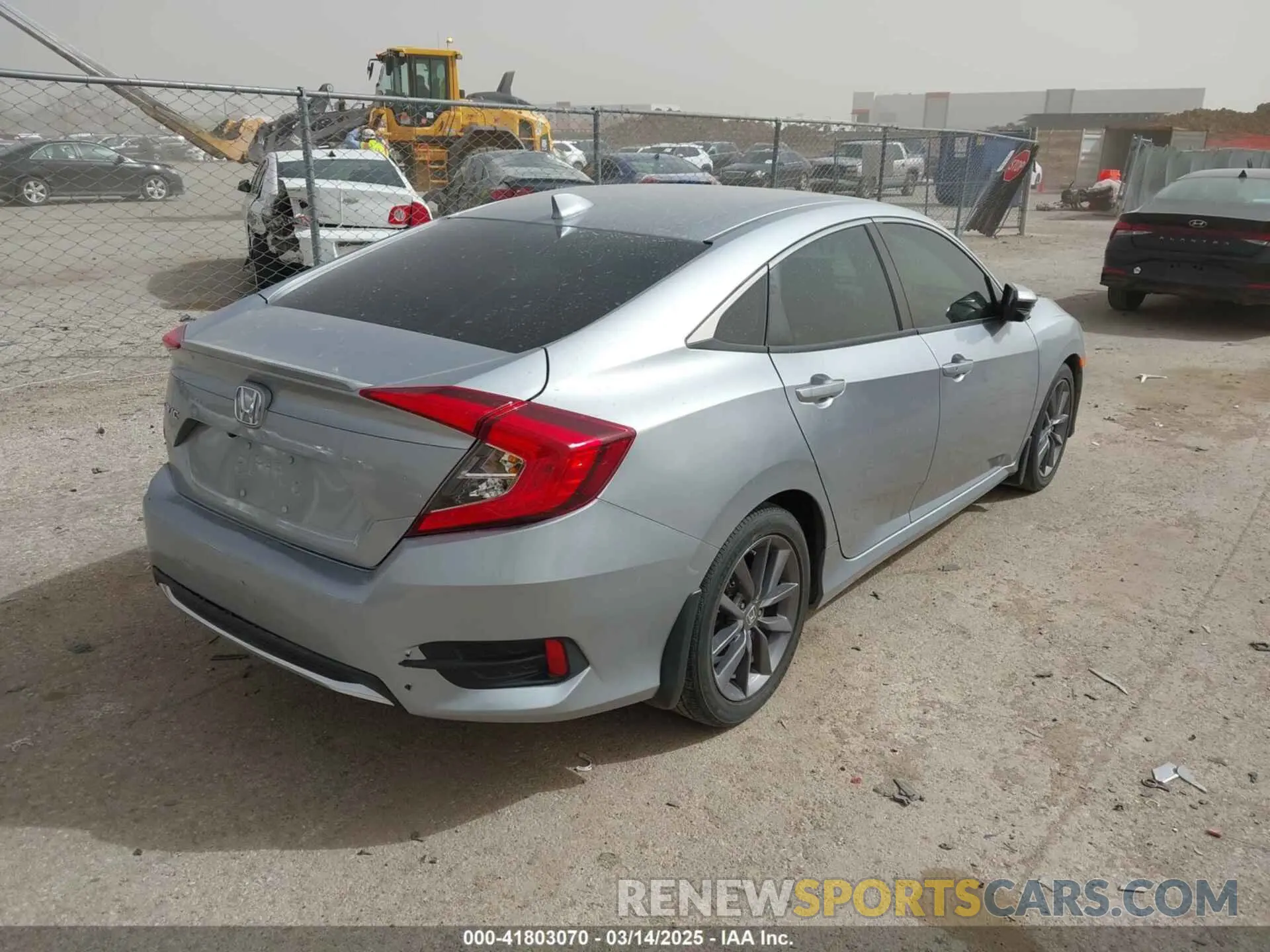 4 Photograph of a damaged car 19XFC1F39LE000129 HONDA CIVIC 2020