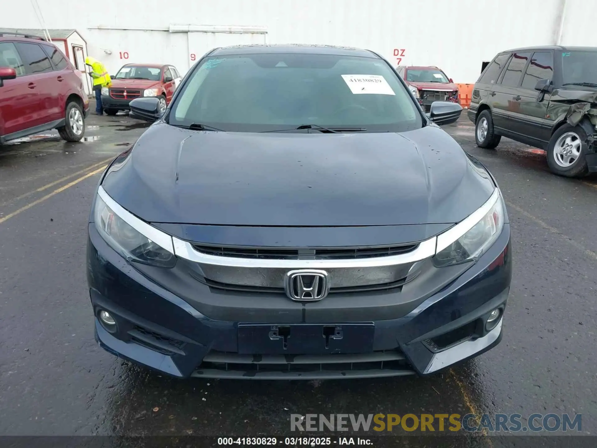 12 Фотография поврежденного автомобиля 19XFC1F39LE009879 HONDA CIVIC 2020