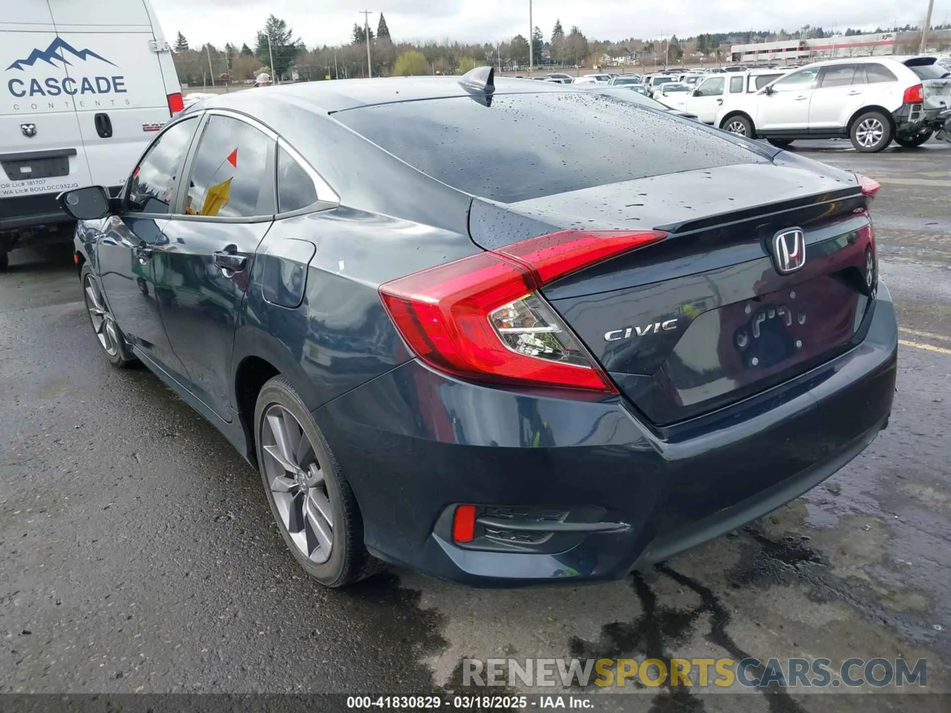 3 Фотография поврежденного автомобиля 19XFC1F39LE009879 HONDA CIVIC 2020
