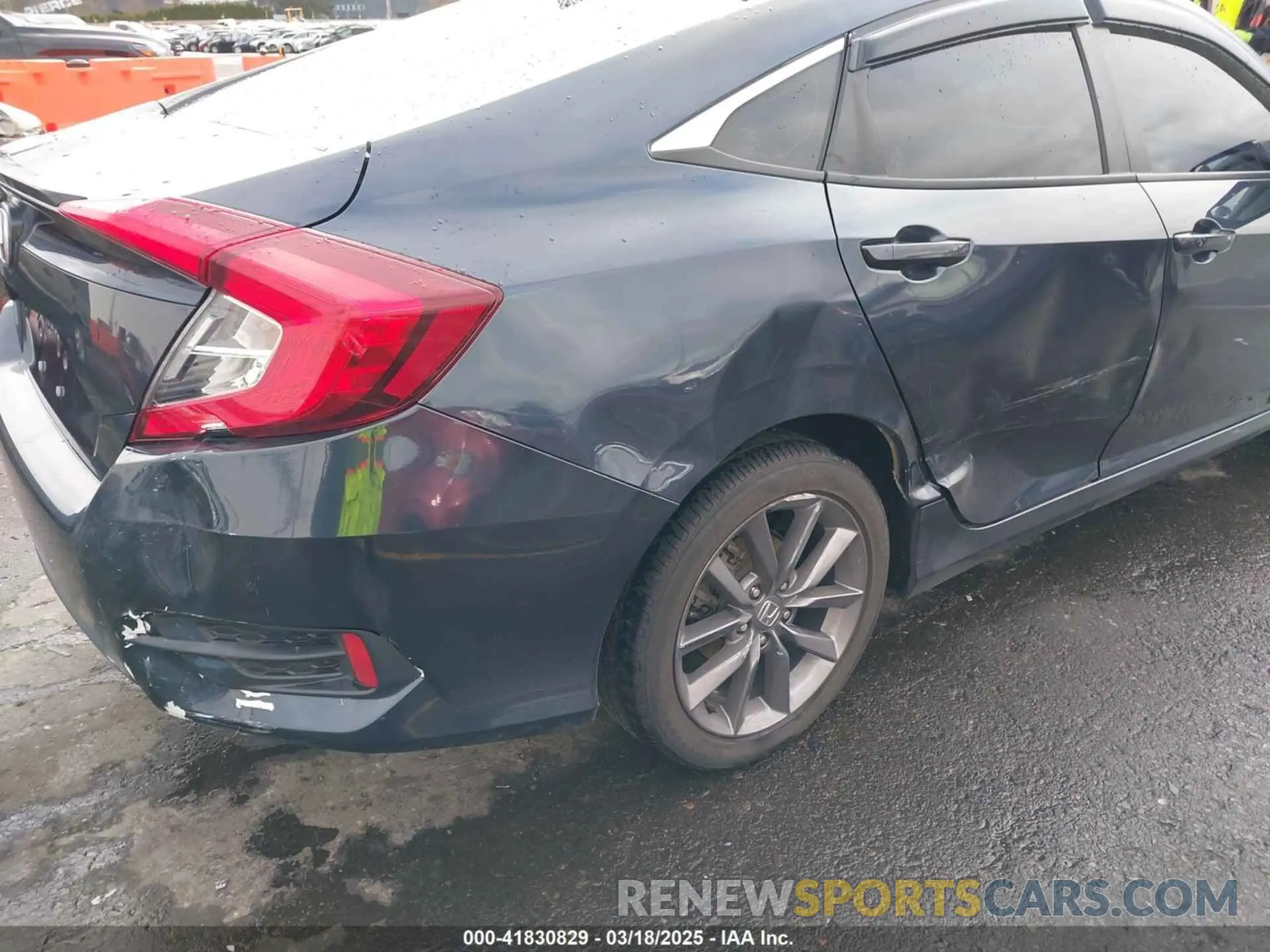6 Фотография поврежденного автомобиля 19XFC1F39LE009879 HONDA CIVIC 2020