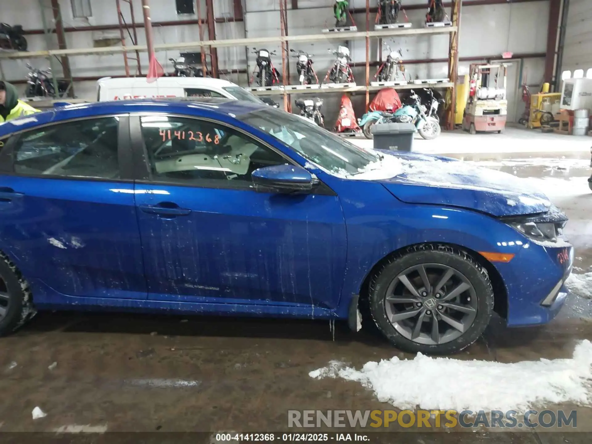 13 Фотография поврежденного автомобиля 19XFC1F39LE013558 HONDA CIVIC 2020