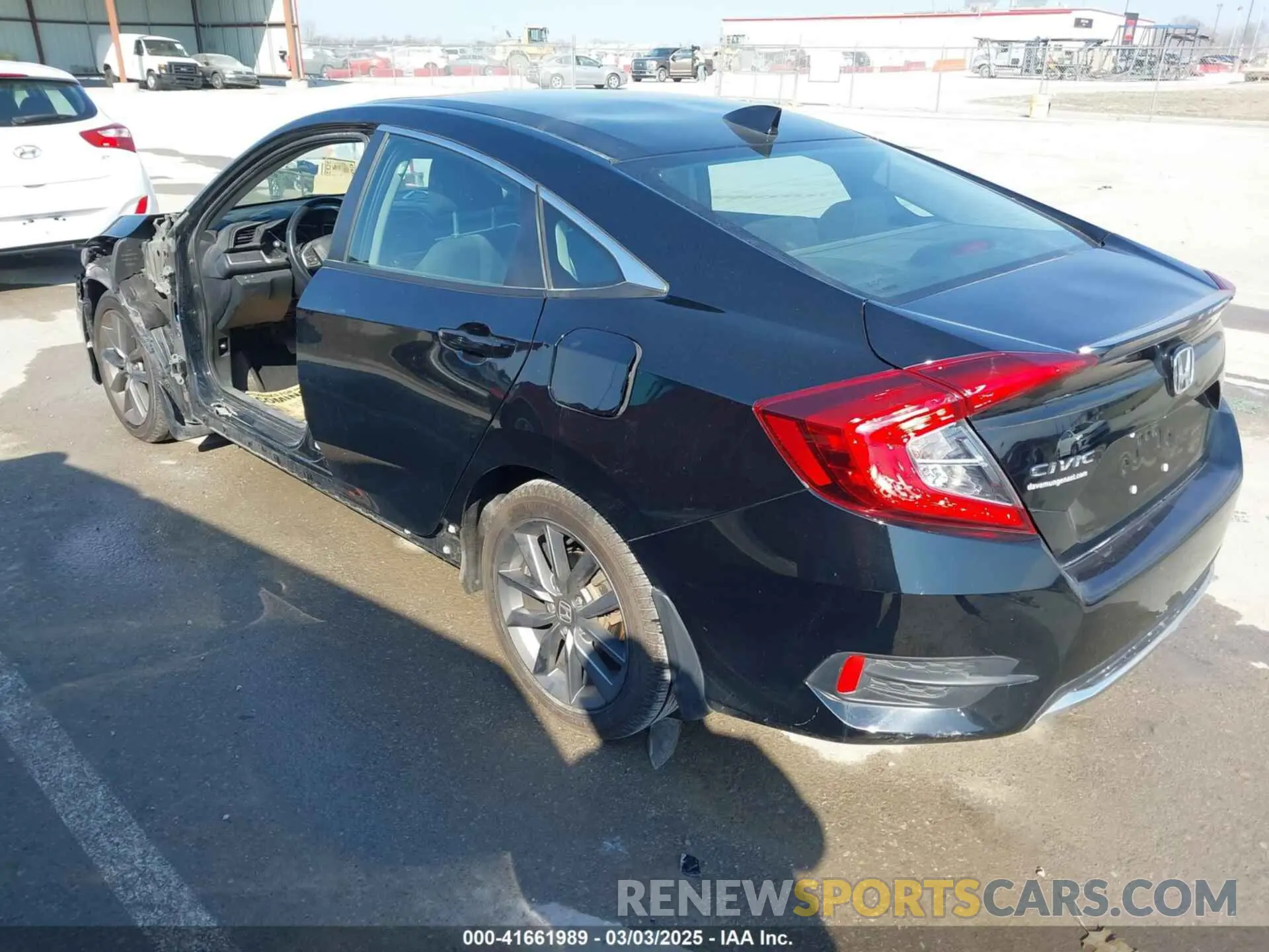 3 Photograph of a damaged car 19XFC1F39LE025161 HONDA CIVIC 2020