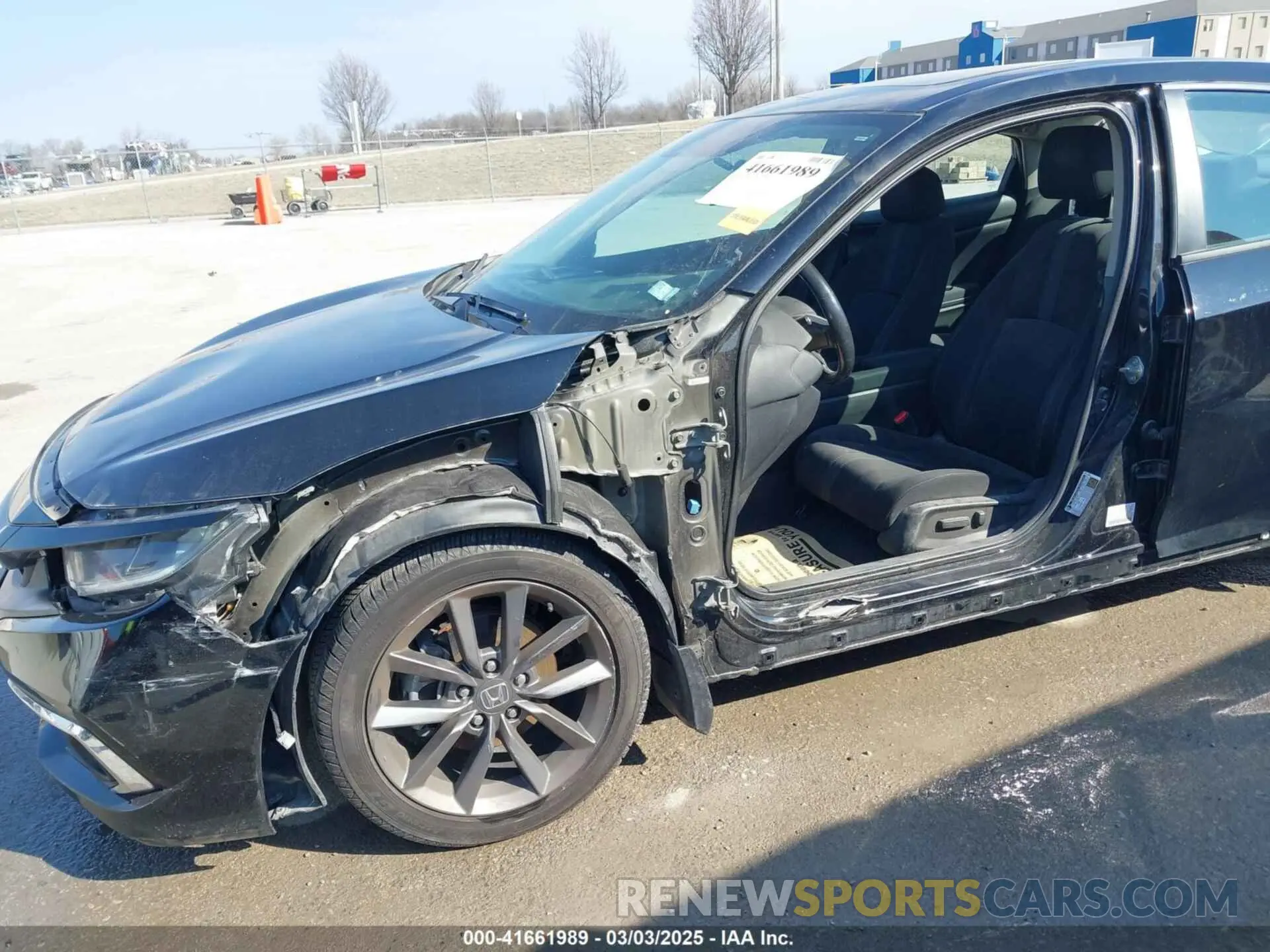 6 Photograph of a damaged car 19XFC1F39LE025161 HONDA CIVIC 2020