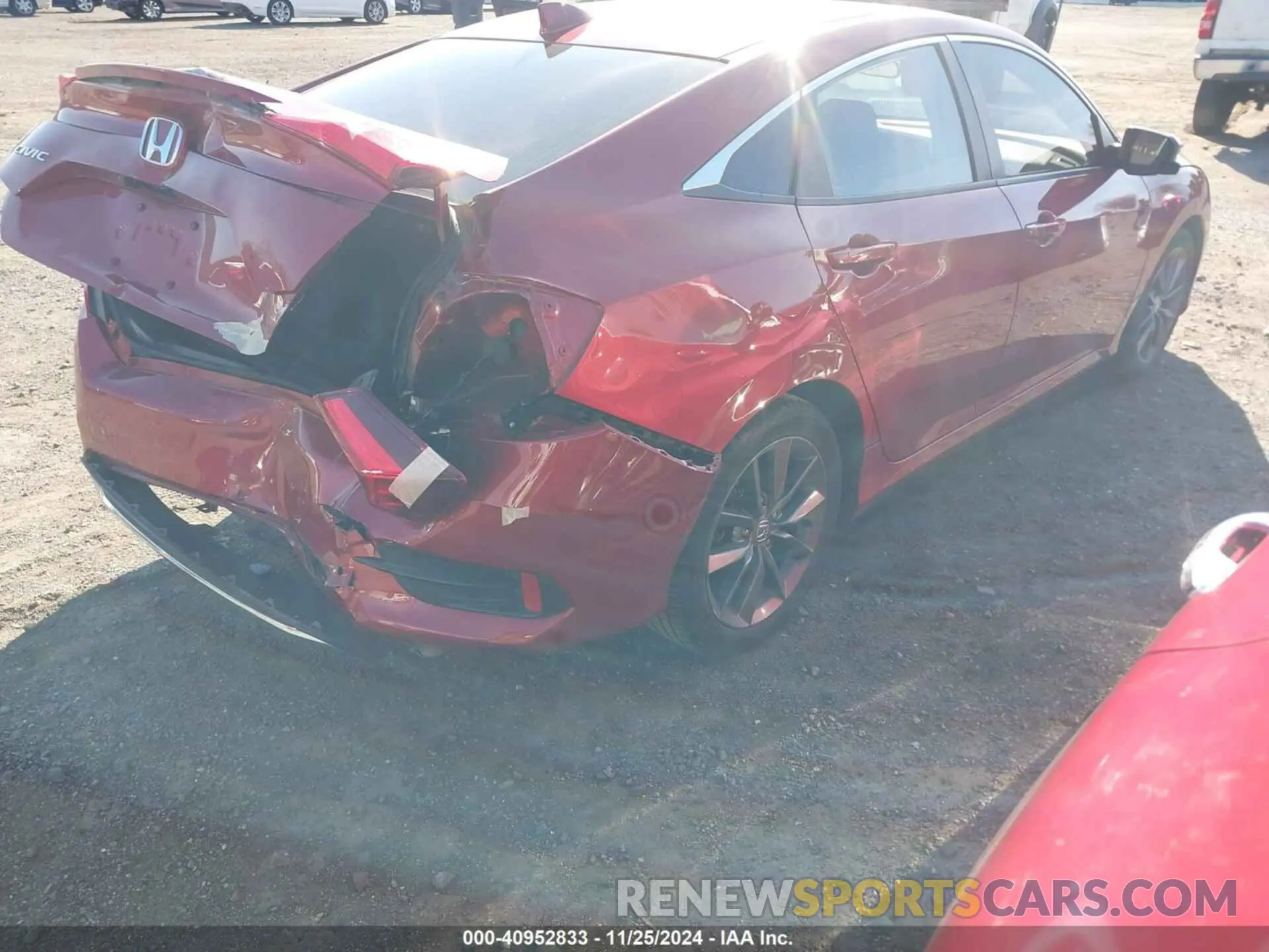 4 Photograph of a damaged car 19XFC1F39LE208608 HONDA CIVIC 2020
