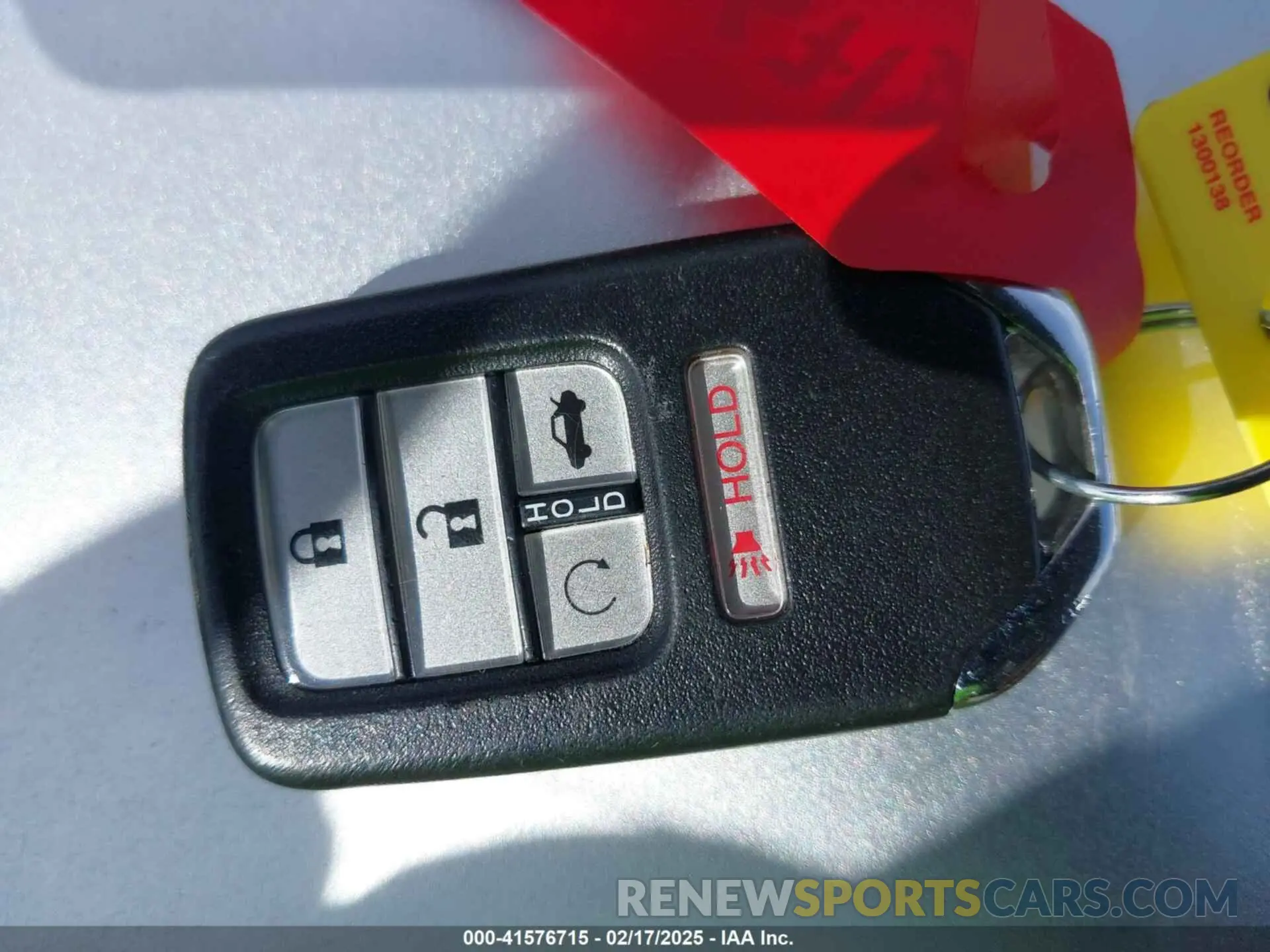 11 Фотография поврежденного автомобиля 19XFC1F39LE218149 HONDA CIVIC 2020